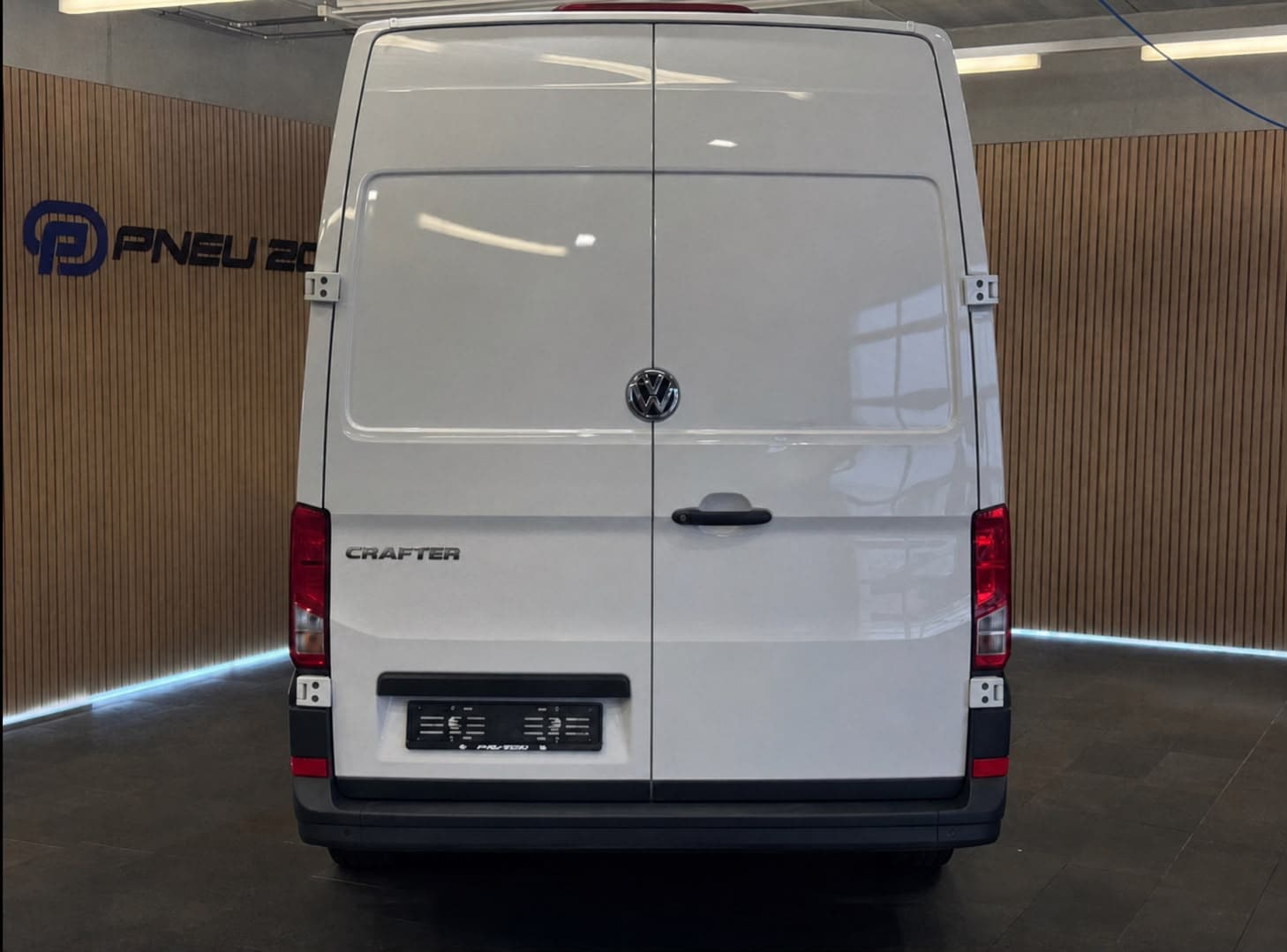 VW Crafter 35 2.0 TDI L3 H3 *140PS* - Bild 4