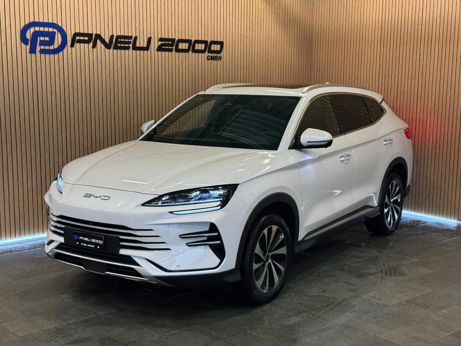 BYD Seal U DM-i Design AWD * Snow White* - Bild 1