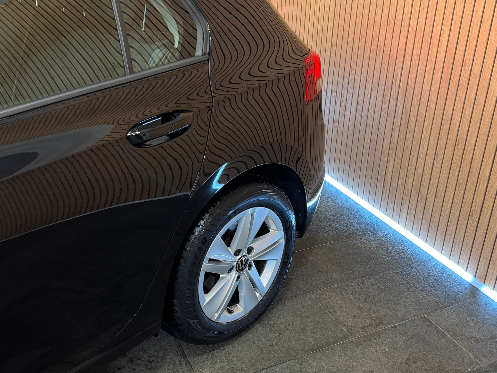 VW Golf 2.0 TDI Life - Bild 4
