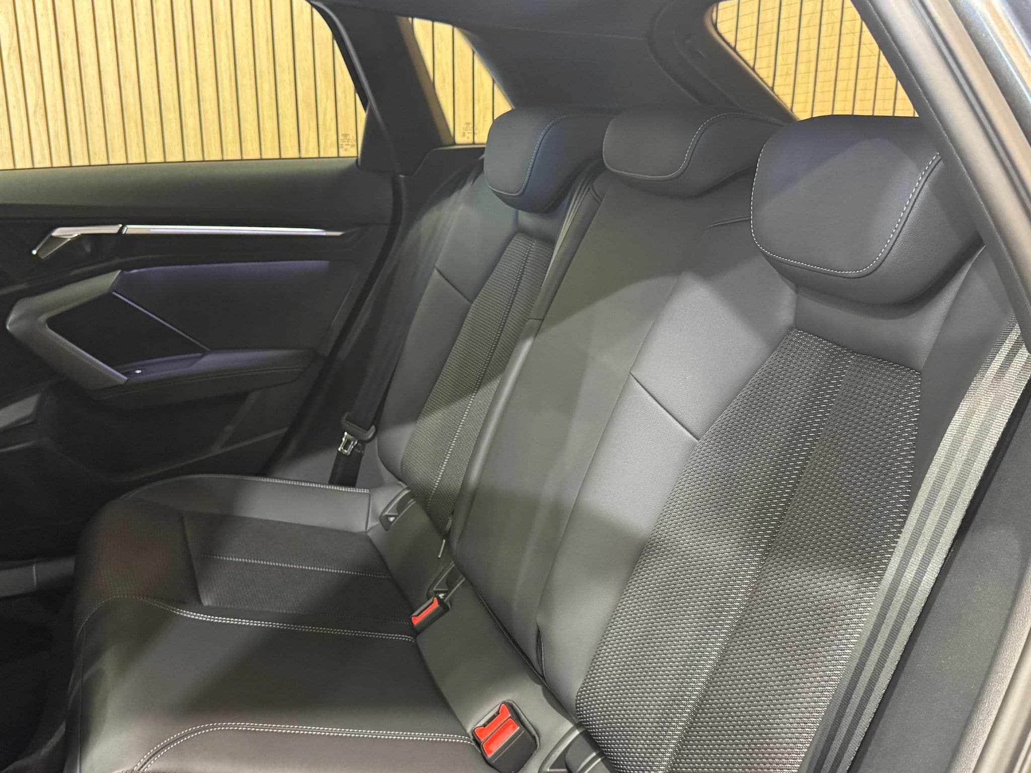 AUDI S3 Sportback TFSI quattro S-tronic - Bild 21