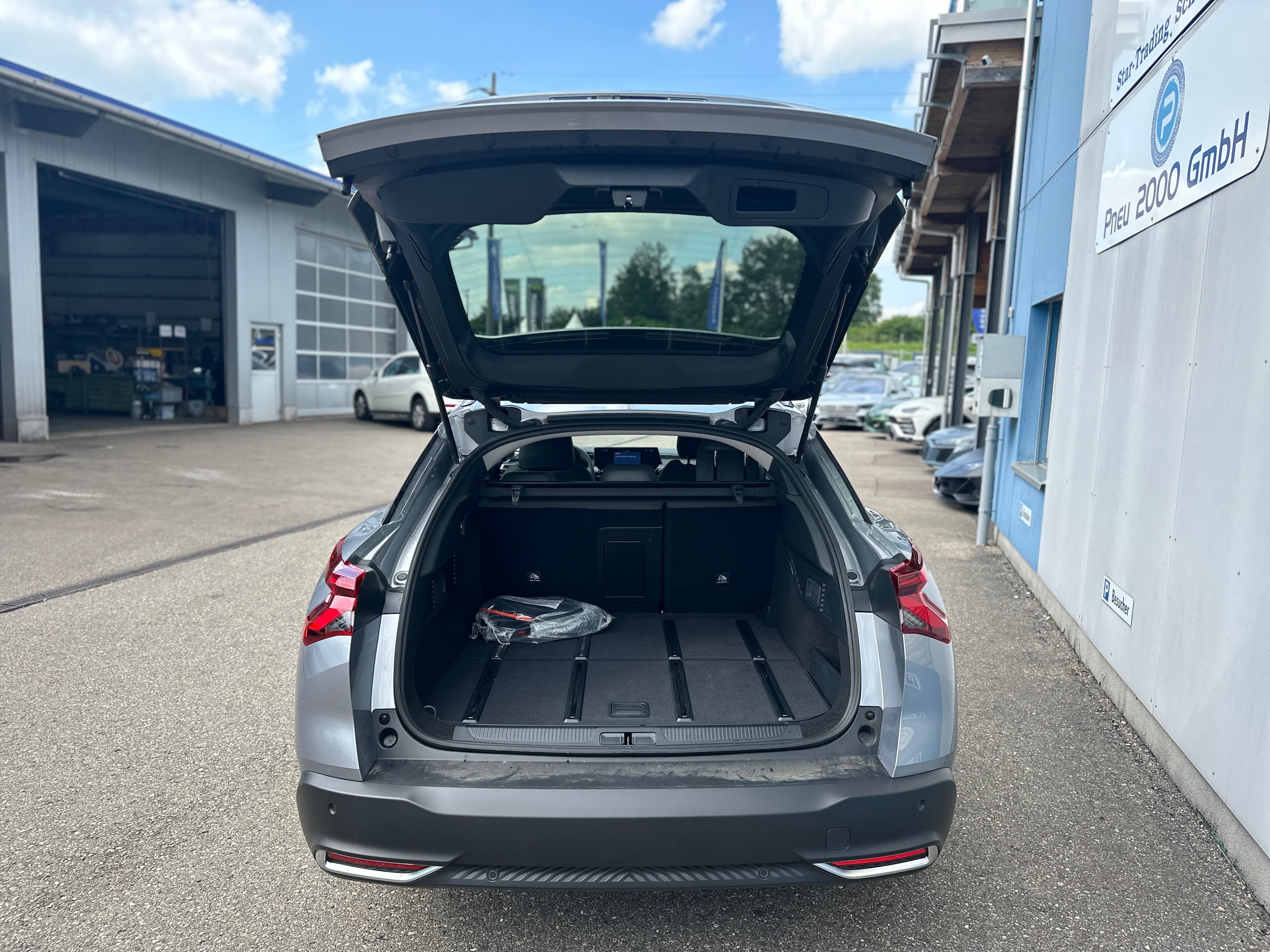 CITROEN C5 X 1.6i PHEV Shine e-EAT8 - Bild 10
