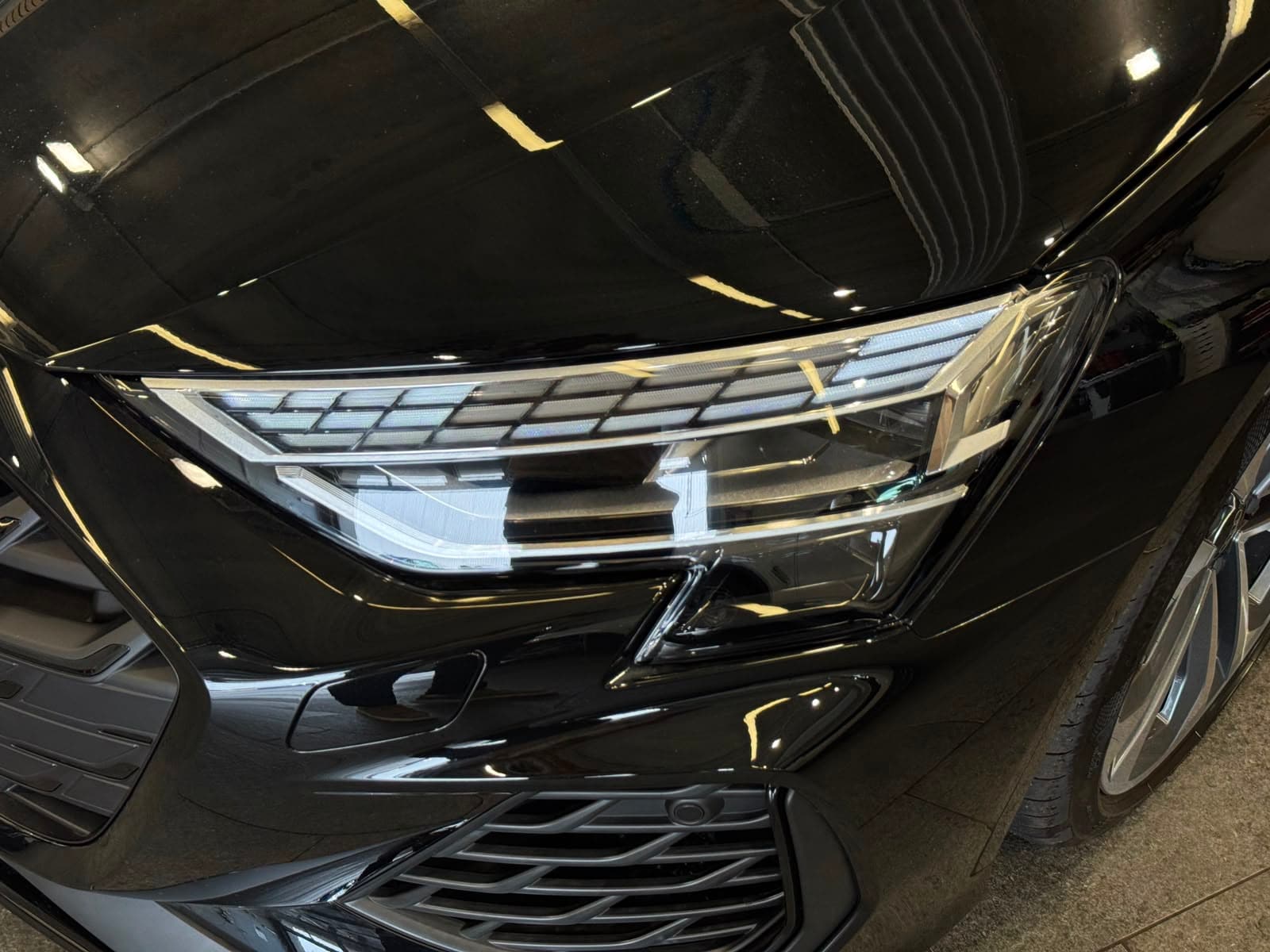 AUDI S3 Limousine TFSI quattro S-tronic - Bild 4