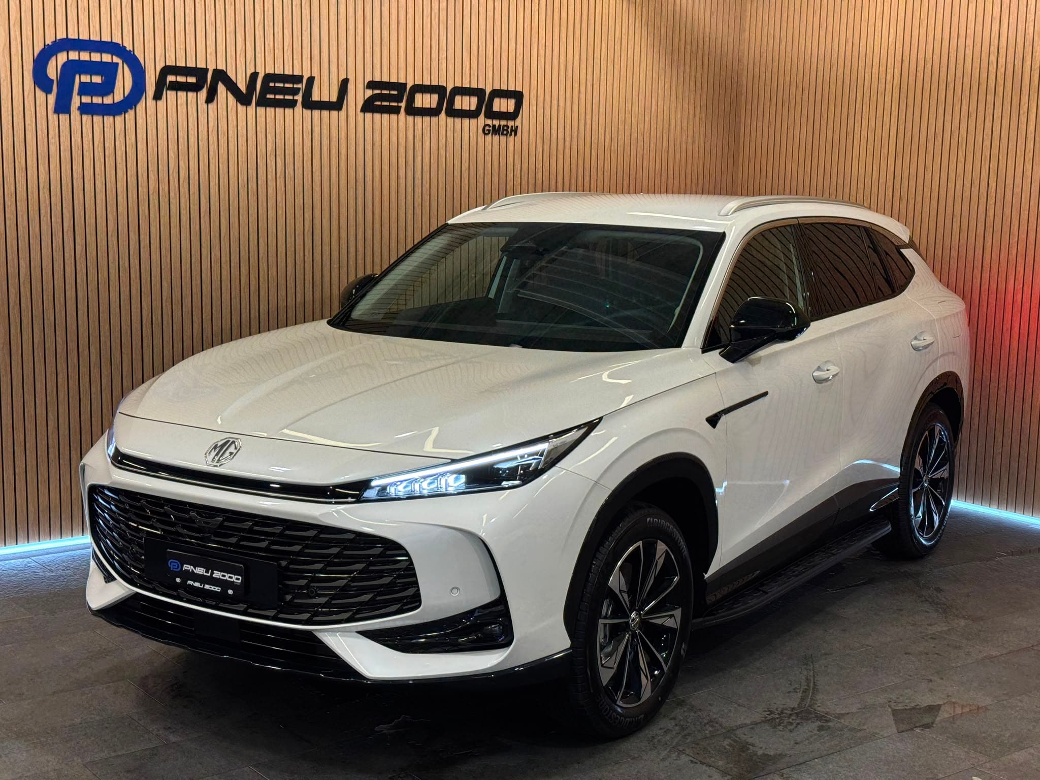 MG HS 1.5 T PHEV Luxury - Bild 1