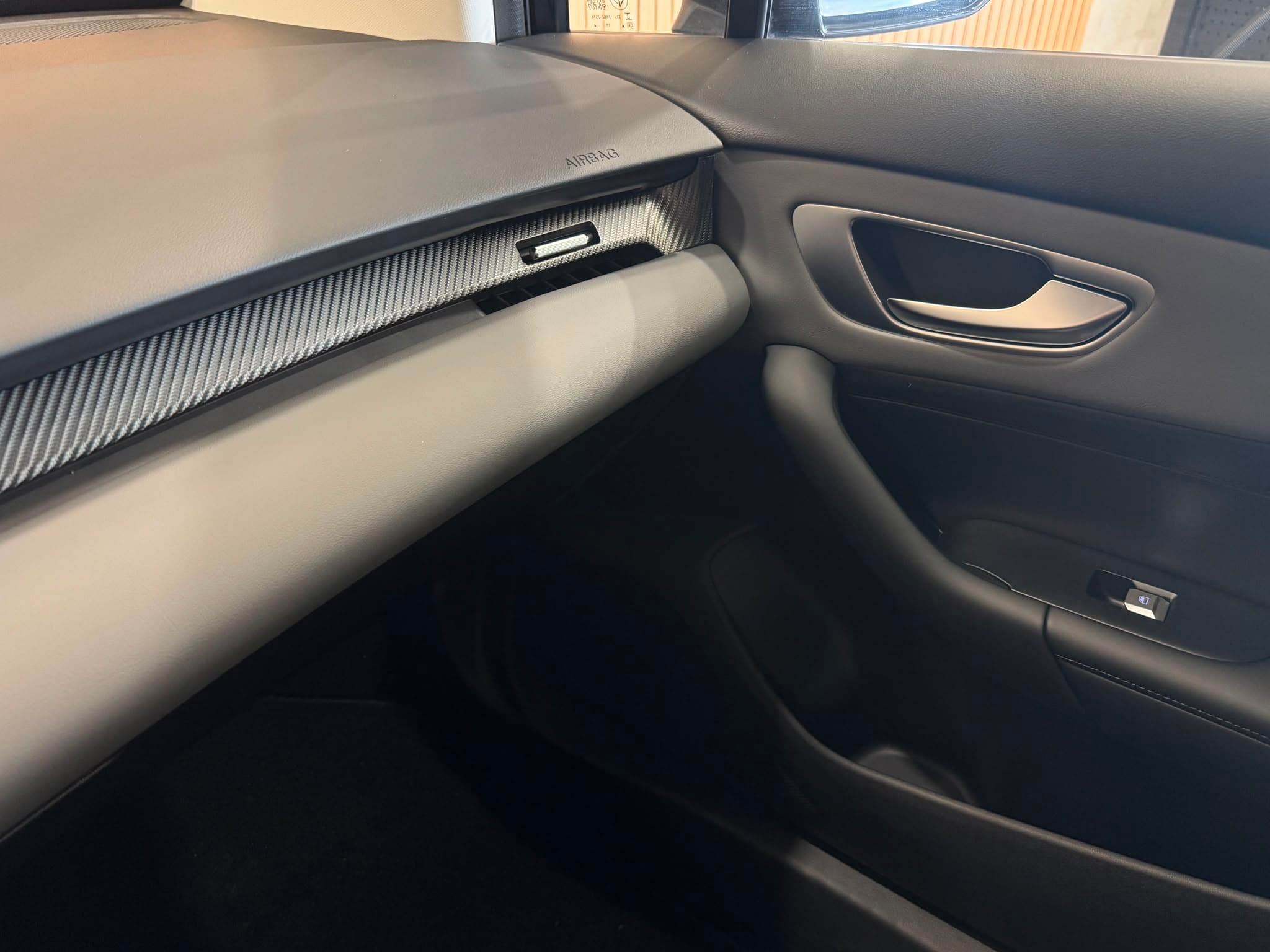 MG 4 EV 64kWh Premium *Facelift* 452KM Reichweite - Bild 17