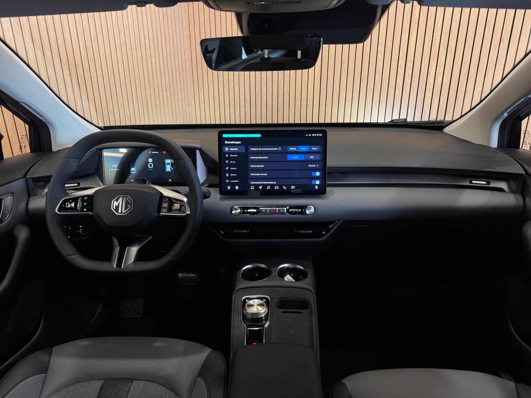MG 4 EV 64kWh Premium *Facelift* 452KM Reichweite - Bild 12