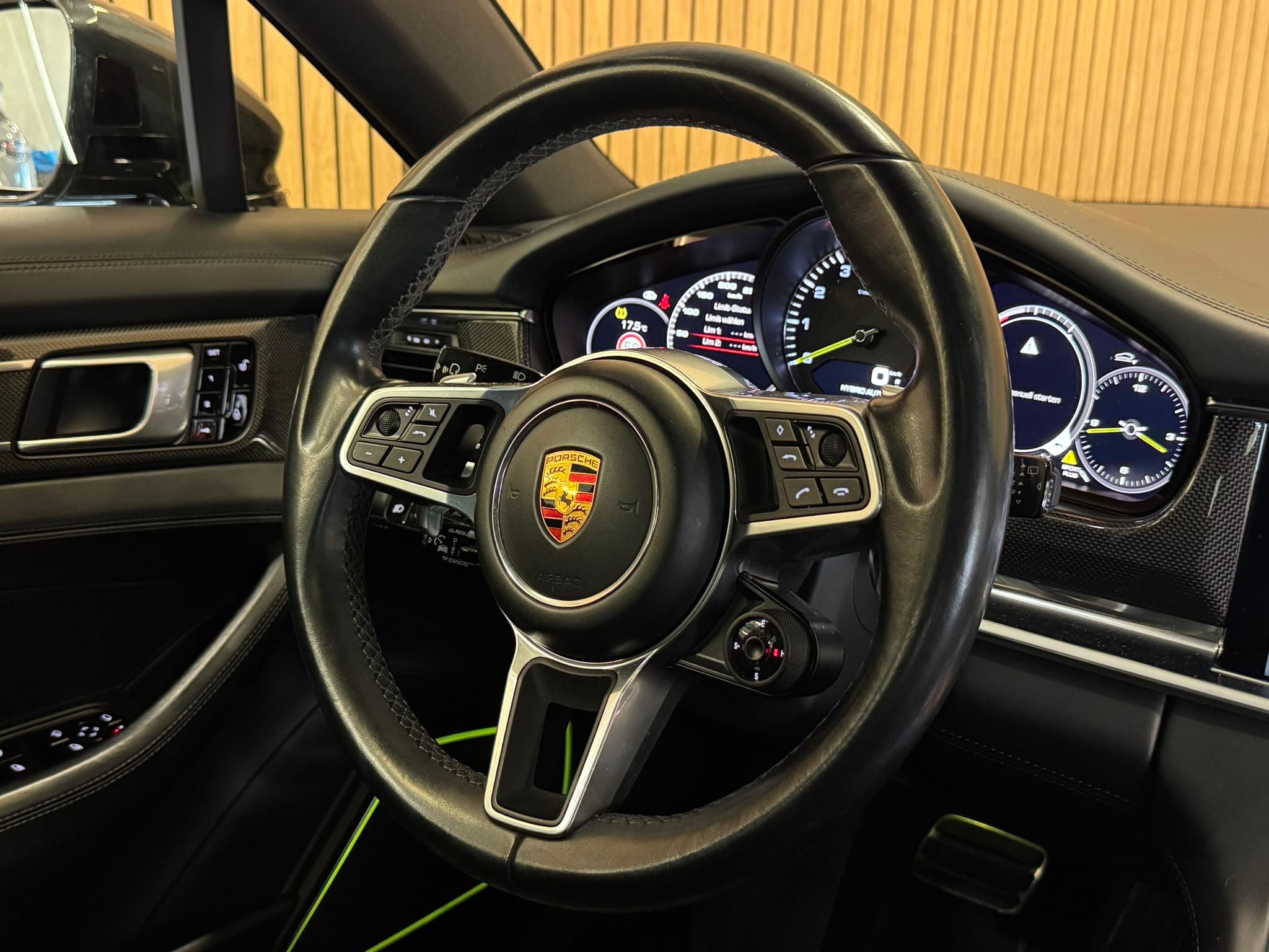 PORSCHE Panamera 4 E-Hybrid Sport Turismo PDK - Bild 11