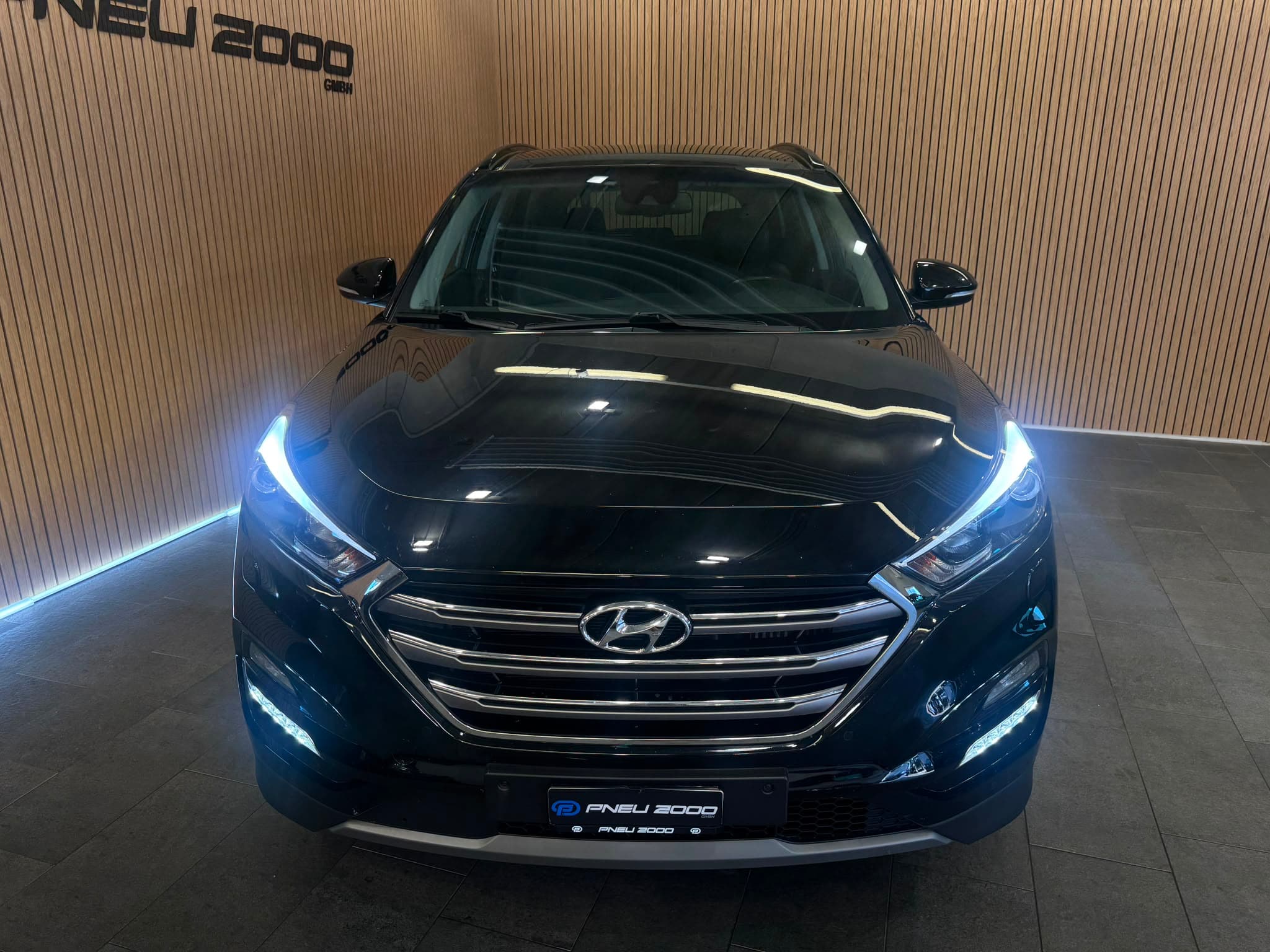 HYUNDAI Tucson 2.0 CRDI Vertex 4WD Automatic - Bild 5
