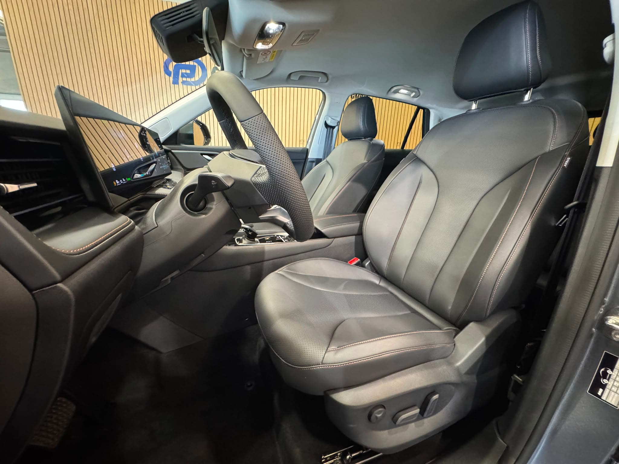 MG HS 1.5 T PHEV Luxury - Bild 12