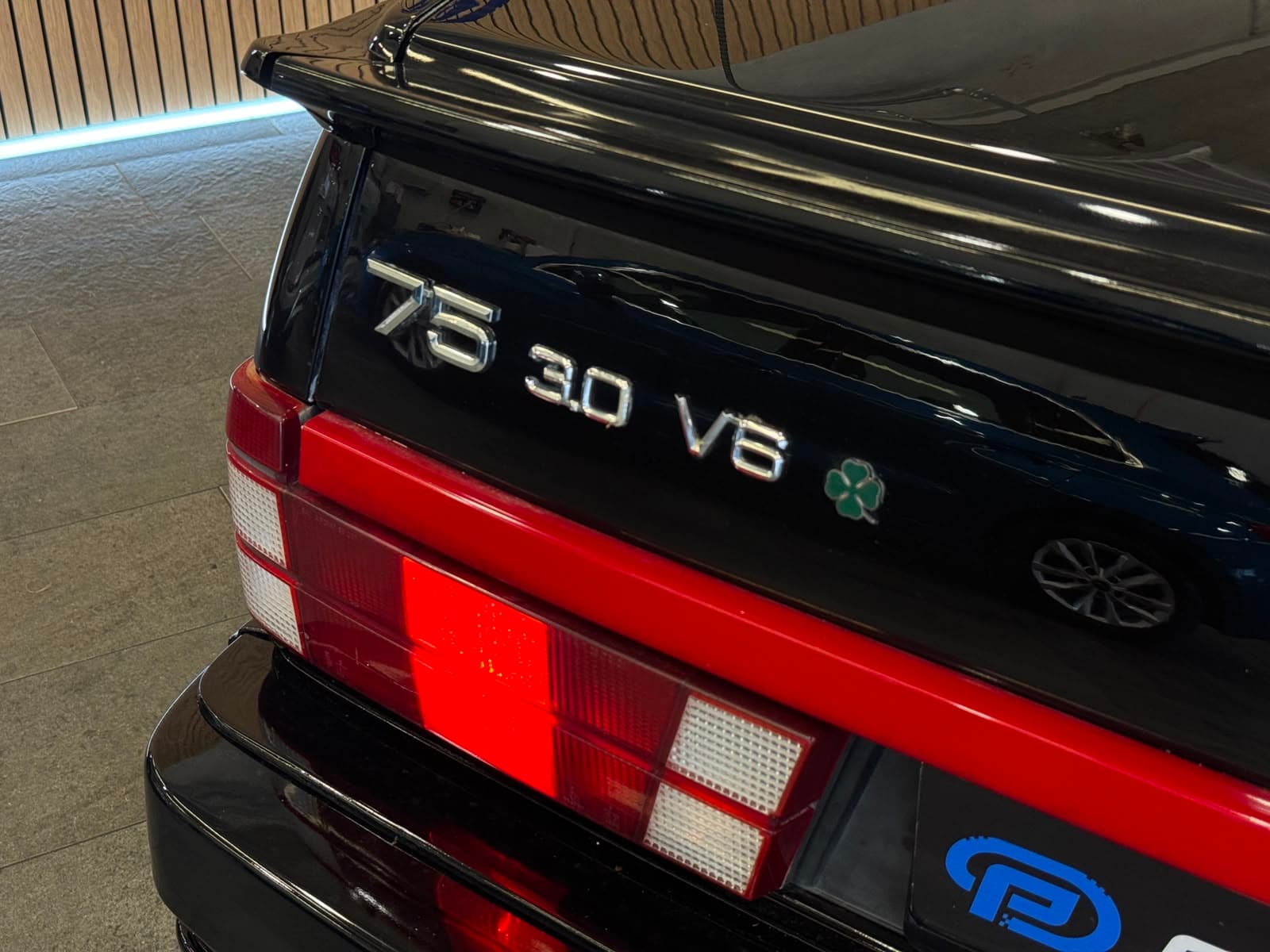 ALFA ROMEO 75 3.0 Q.Verde - Bild 9