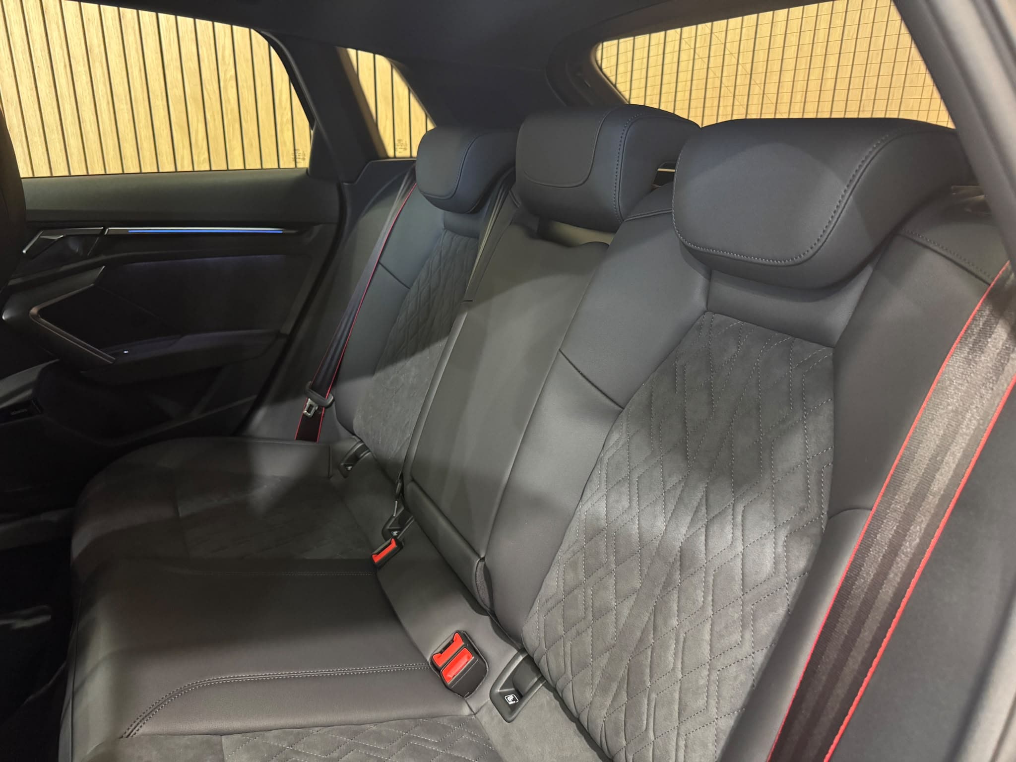 AUDI RS3 Sportback 2.5 TSI Daytona grau quattro S-tronic - Bild 29