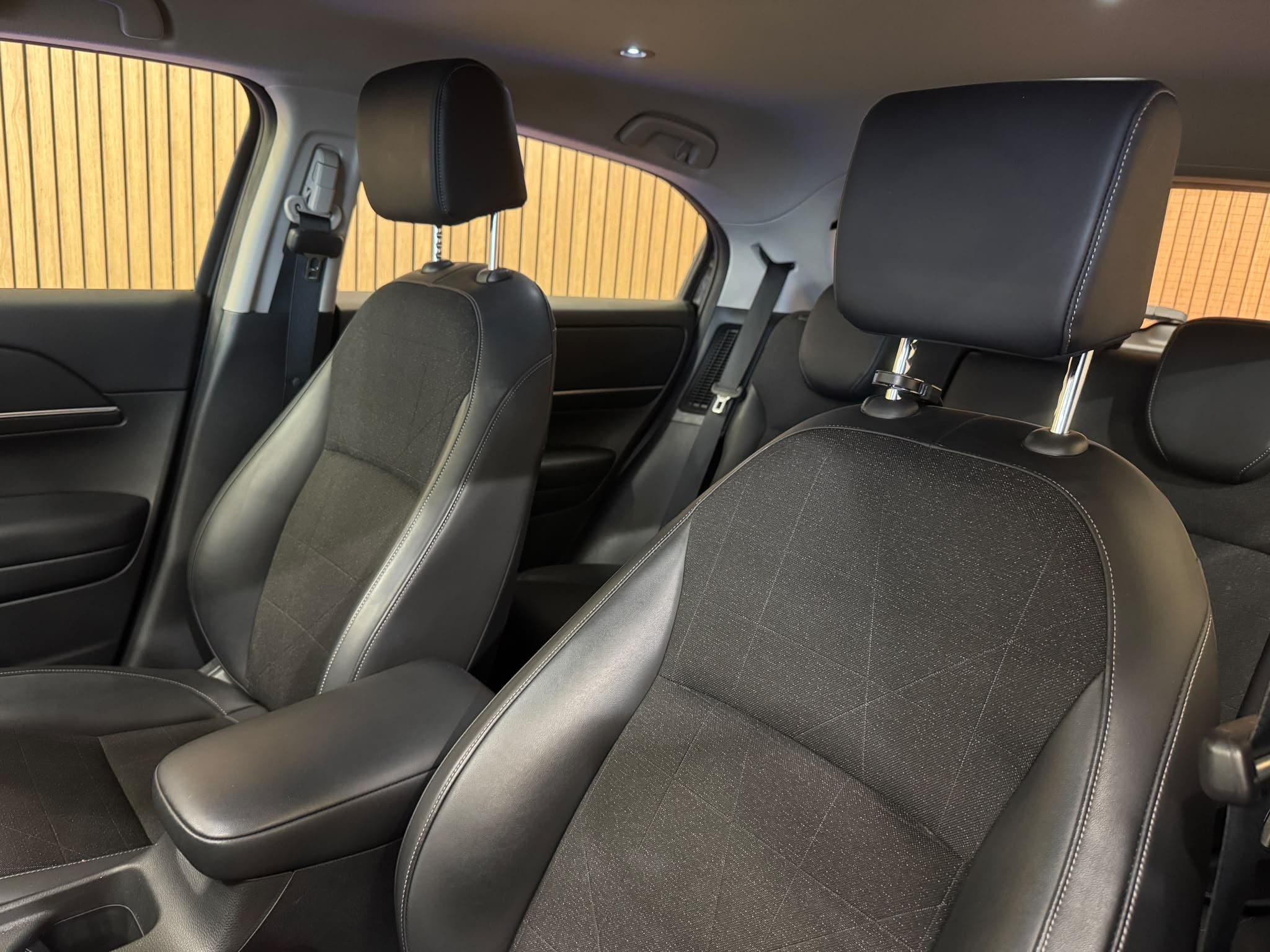 HONDA HR-V 1.5i-MMD Advance CVT - Bild 22