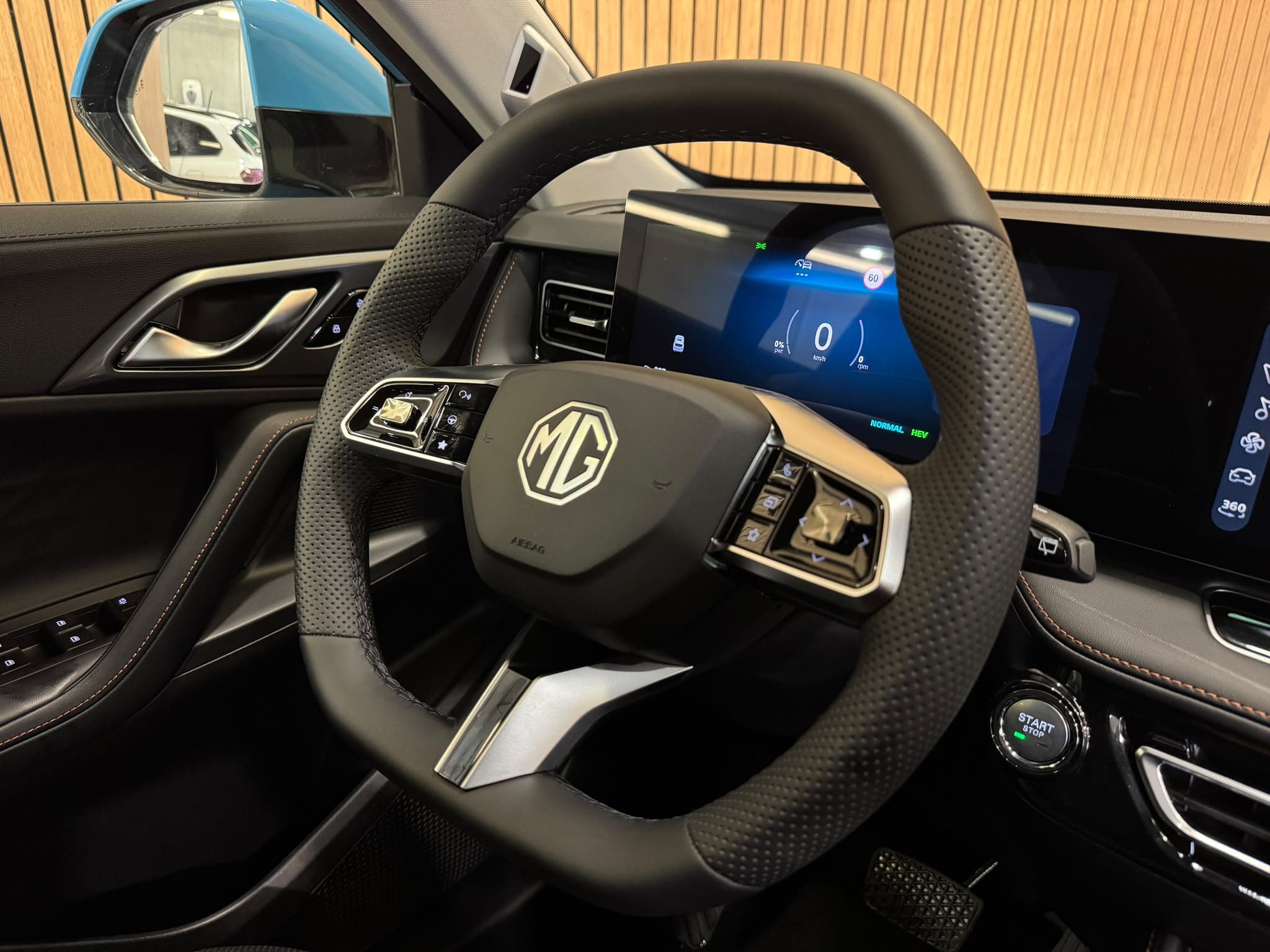 MG HS 1.5 T PHEV Luxury - Bild 10