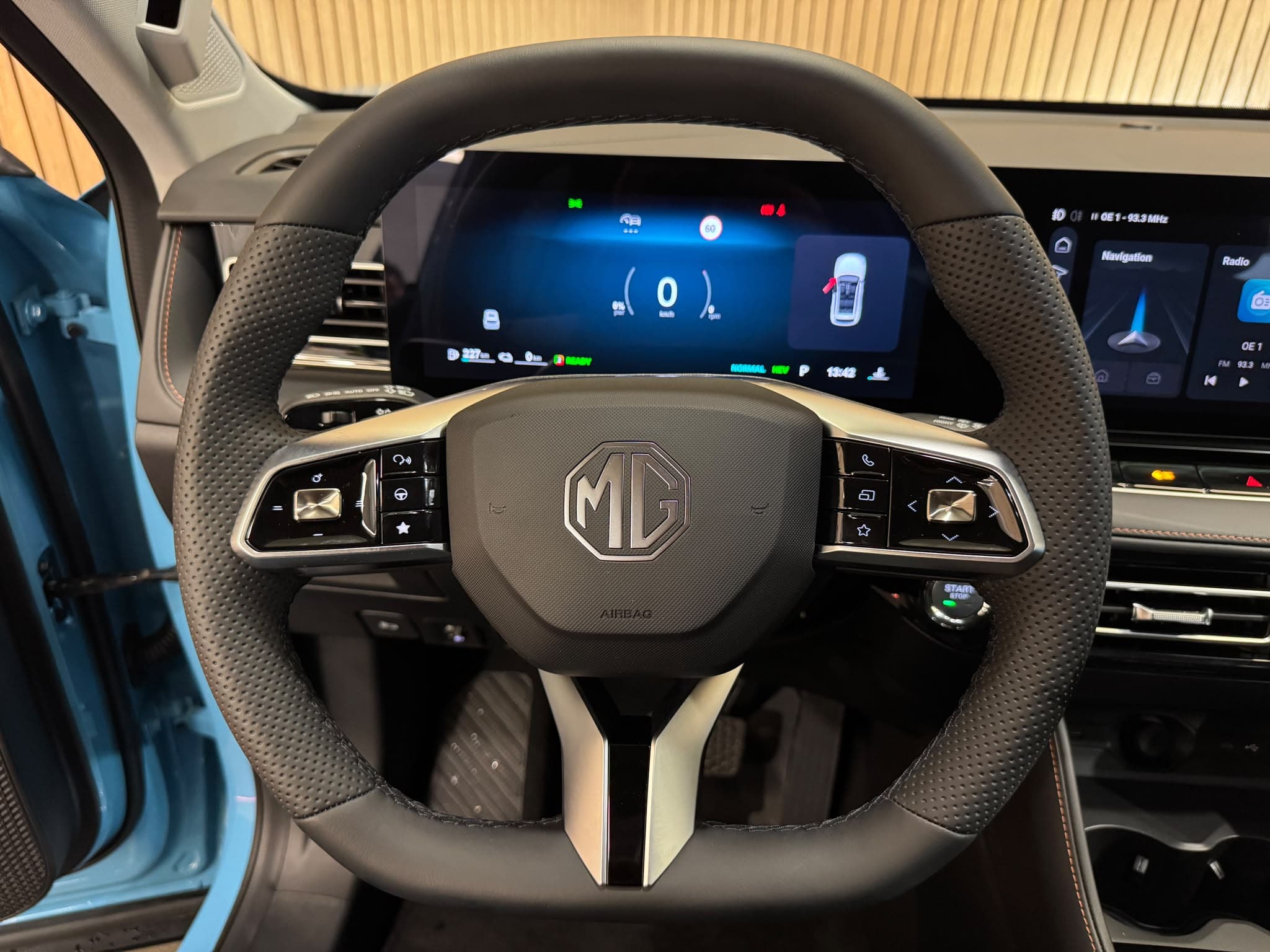 MG HS 1.5 T PHEV Luxury - Bild 11
