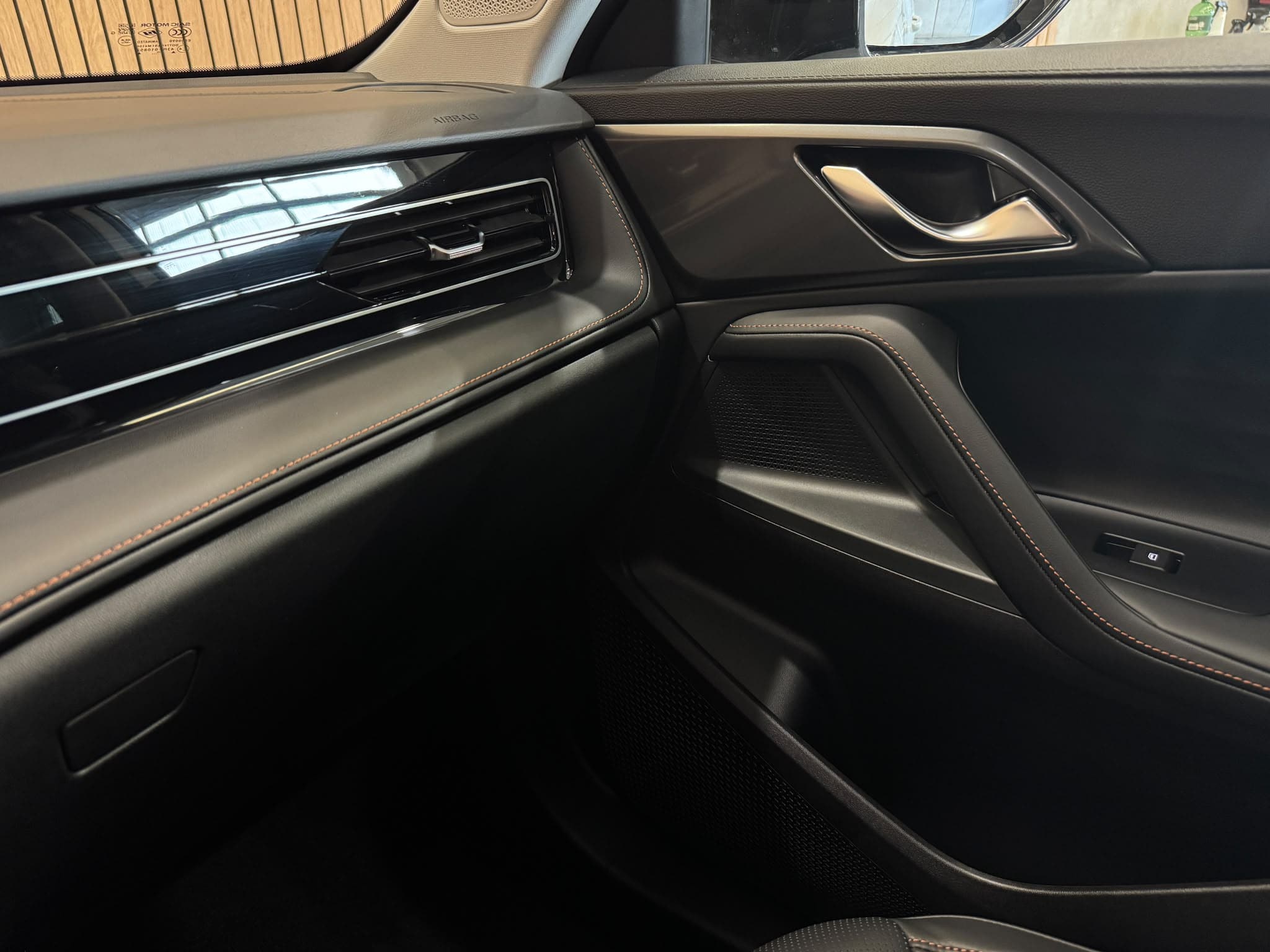 MG HS 1.5 Vollhybrid Luxury - Bild 12