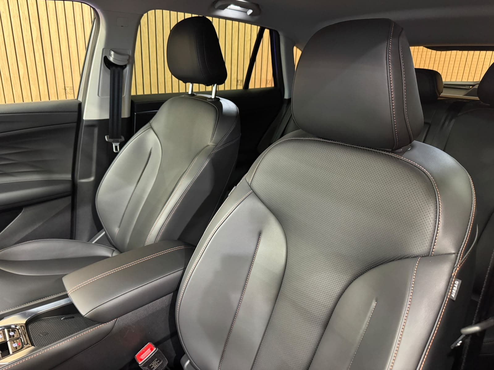 MG HS 1.5 Vollhybrid Luxury - Bild 23