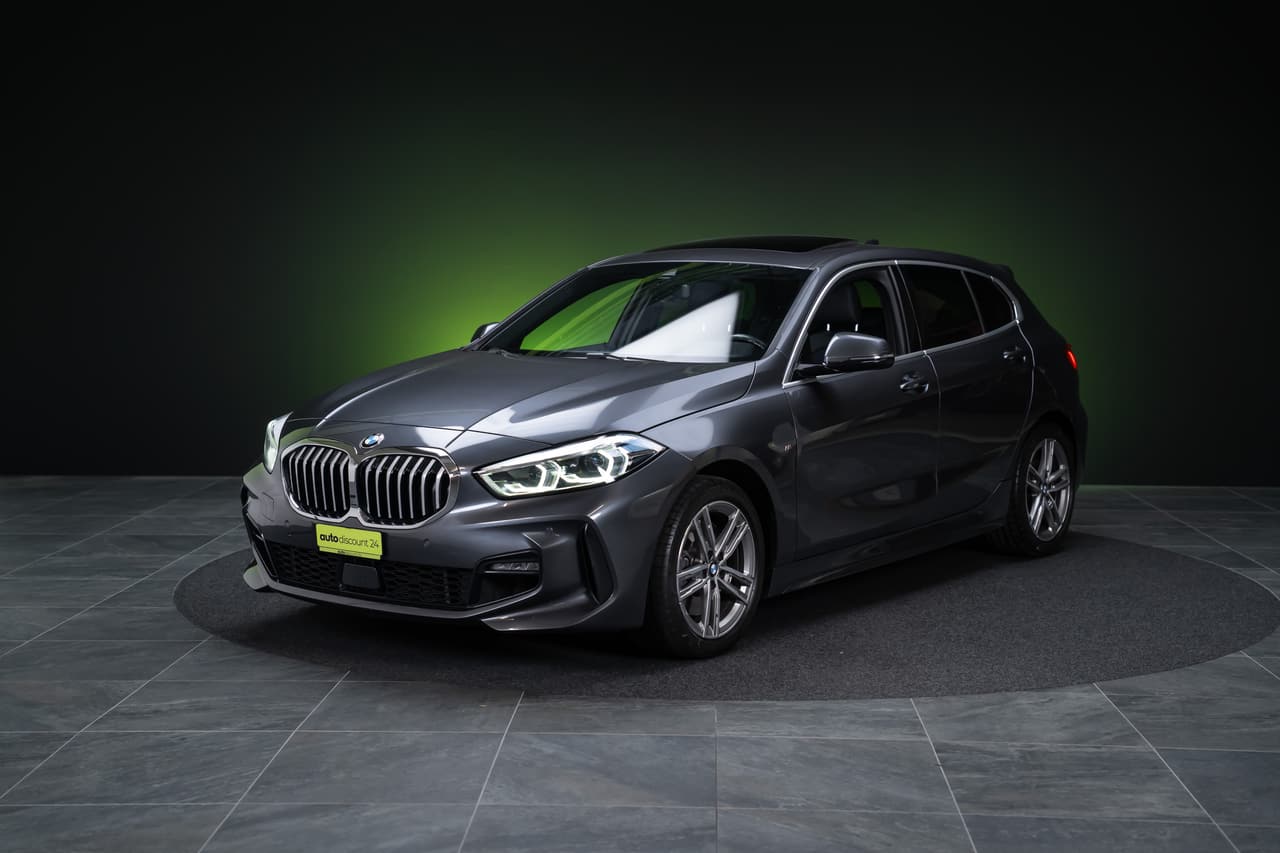 BMW 120i M Sport / CH-Fahrzeug / Panorama-Schiebedach / el.Sitze