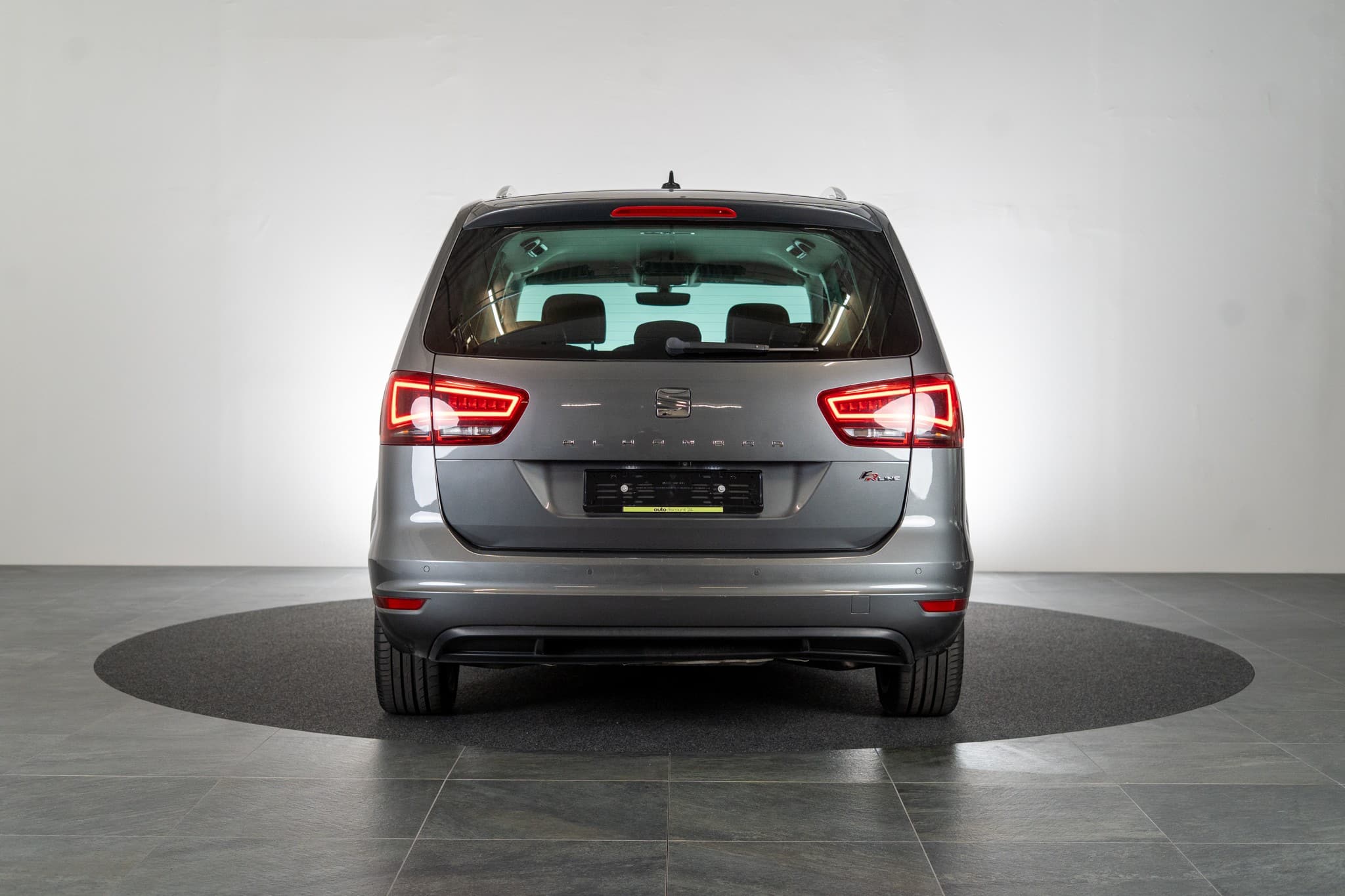 SEAT Alhambra 2.0 TDI 150 Hola FR-Line DSG / 7 Sitze / EL. Schiebetüren - Bild 5