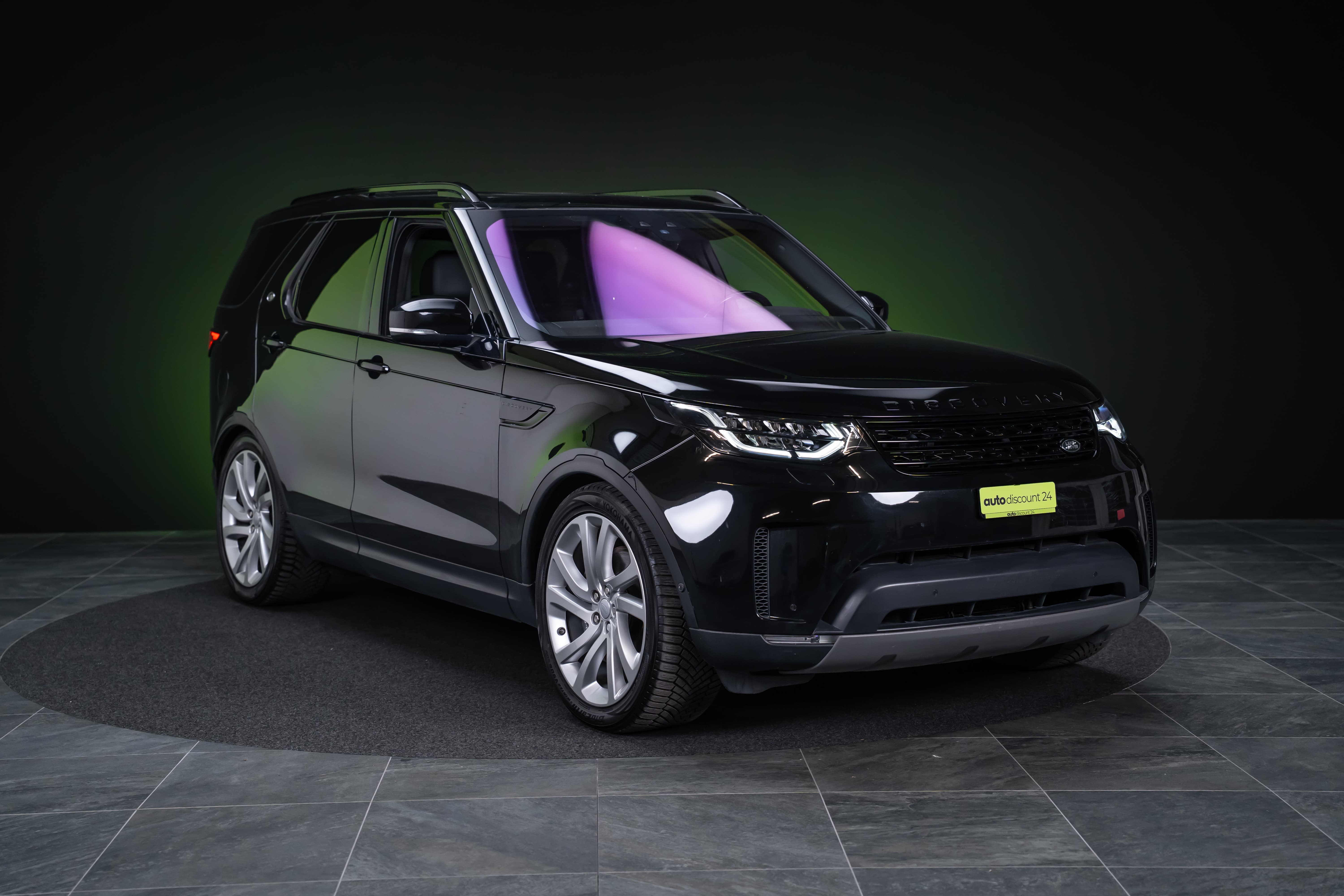 LAND ROVER Discovery 3.0 Si6 HSE / Panorama-Glasdach / Rückfahrkamera / Anhängerkupplung 3.5T - Bild 3