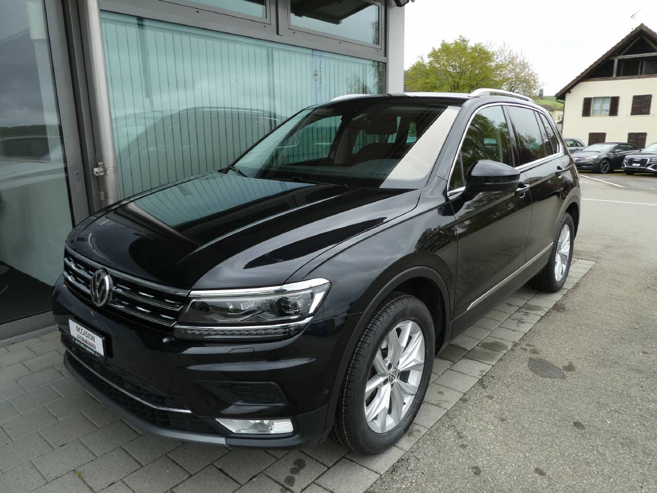 VW Tiguan 2.0 TSI Highline DSG - Bild 2