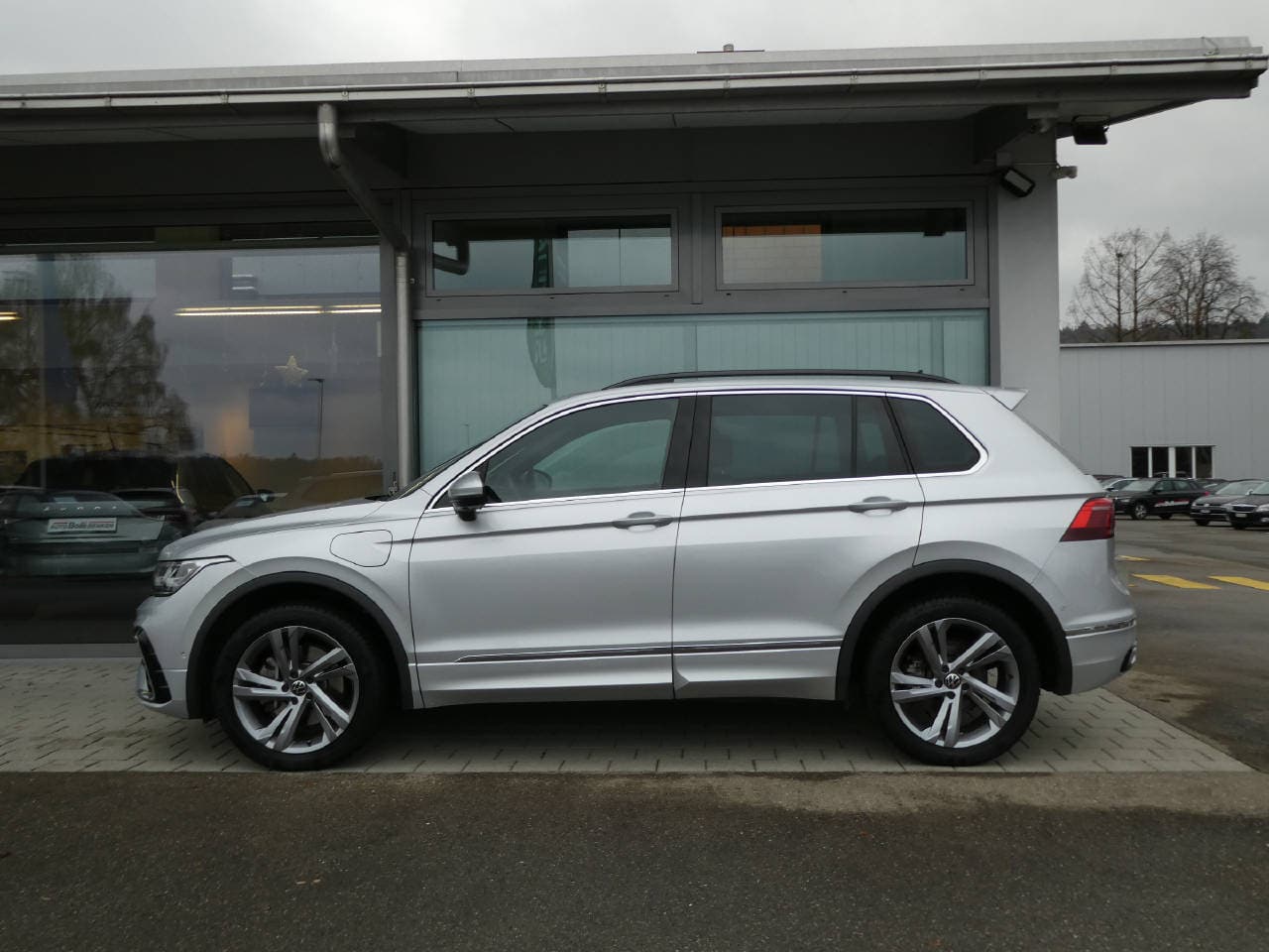 VW Tiguan 1.4 TSI PHEV R-Line SELECTION DSG - Bild 8