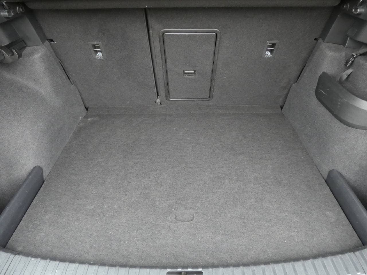 SKODA Karoq 2.0 TDI Style 4x4 DSG - Bild 14