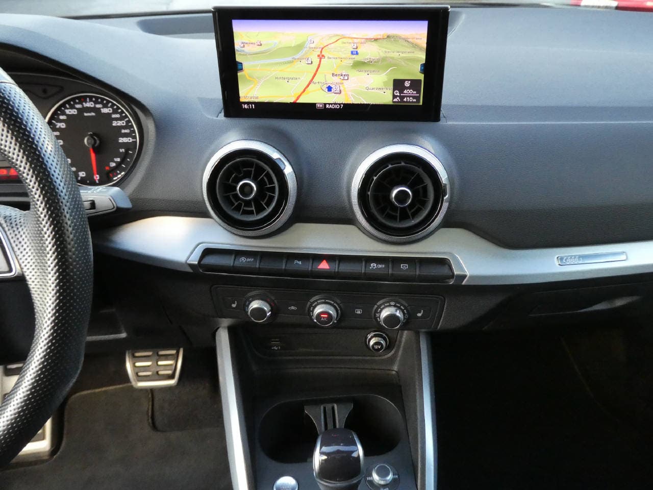 AUDI Q2 1.5 35 TFSI S Line S-Tronic - Bild 13