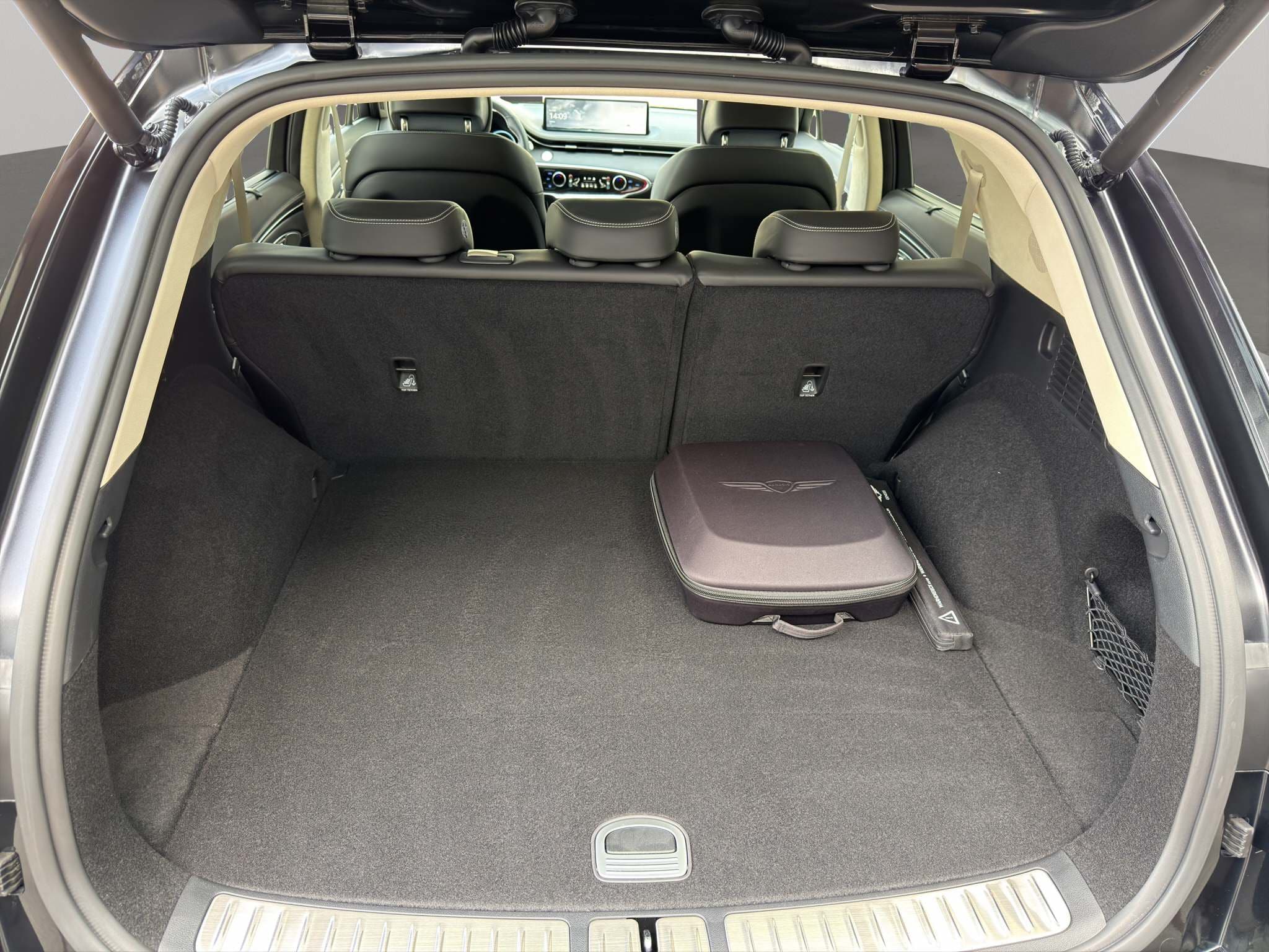 GENESIS GV70 Dual Motor Sport AWD - Bild 14
