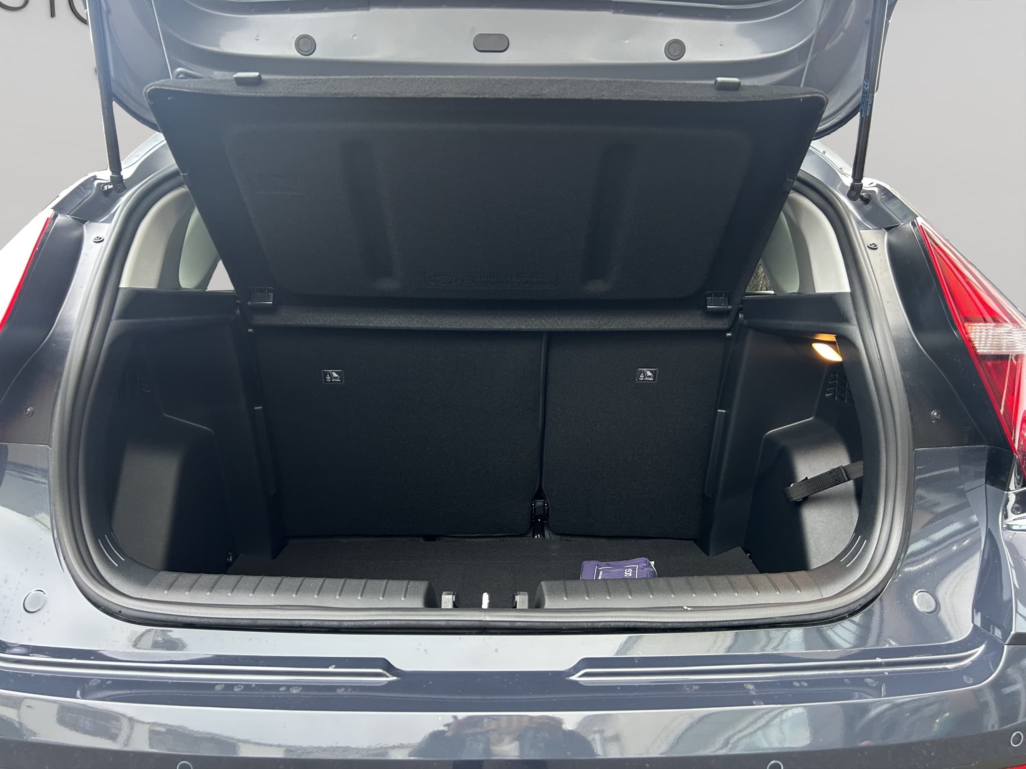 HYUNDAI Bayon 1.0 T-GDi Amplia - Bild 11