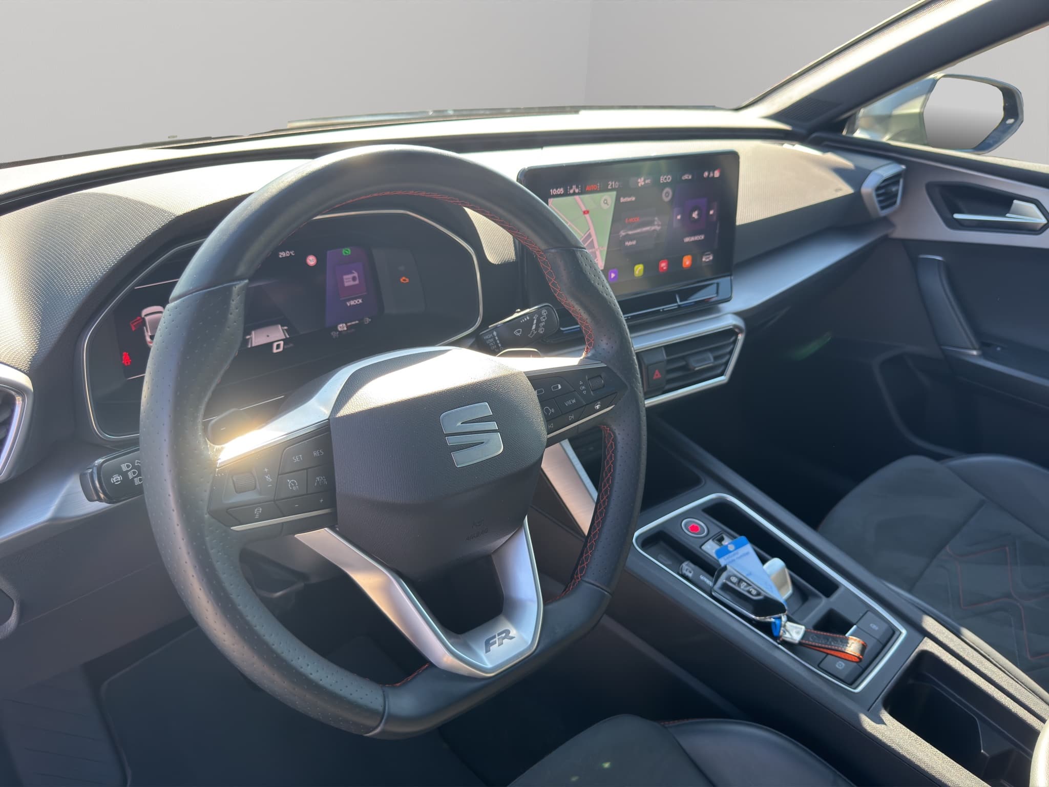SEAT Leon 1.4 eHybrid pHEV DSG FR - Bild 10