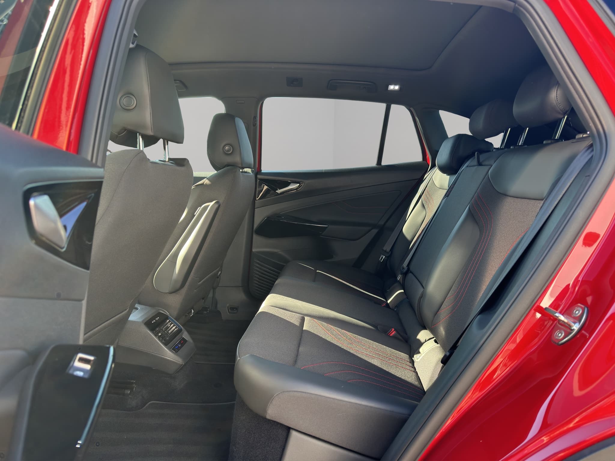 VW ID.4 GTX 77 kWh 4Motion - Bild 11