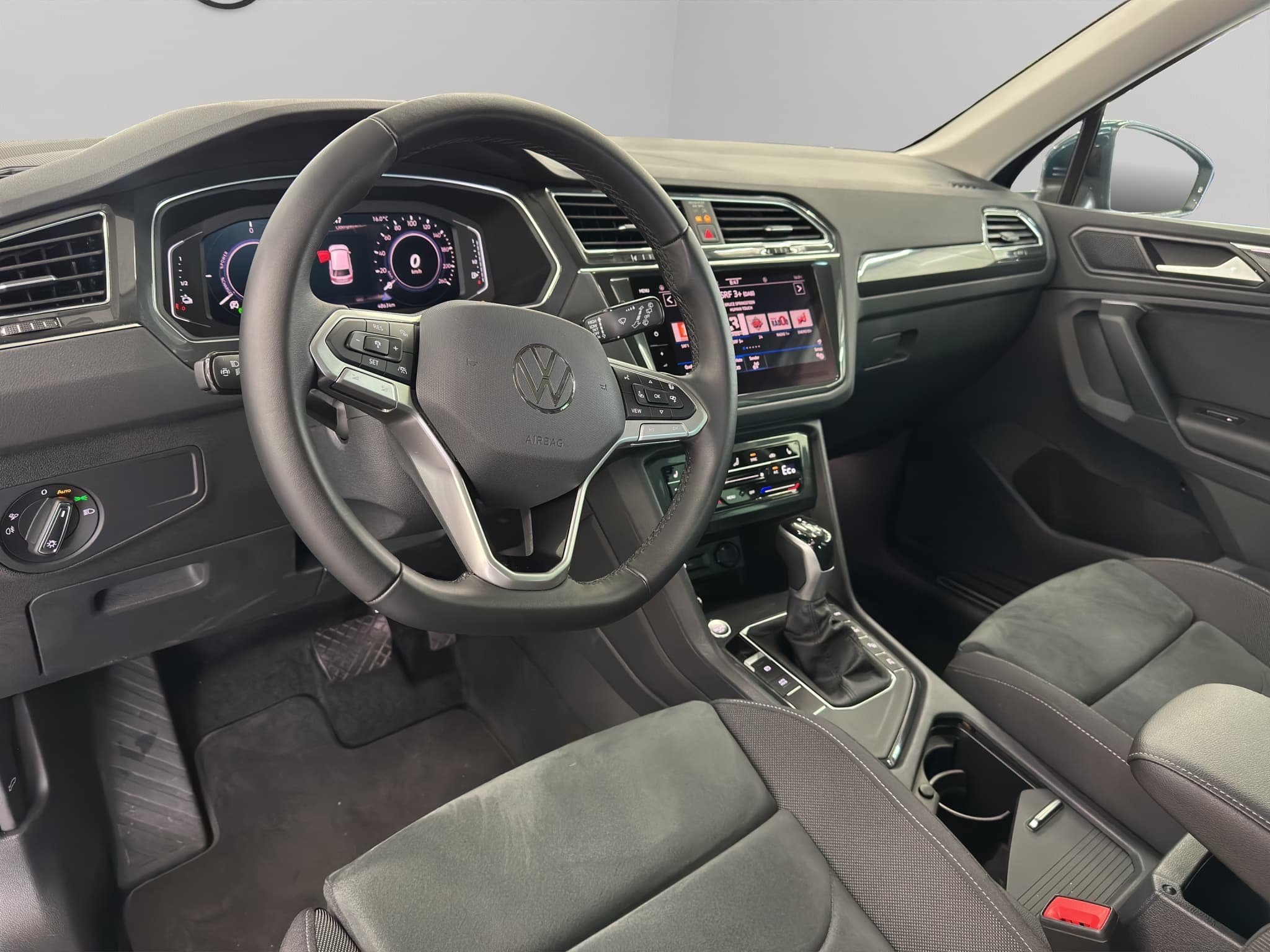 VW Tiguan 1.4TSI PHEV Elegance DSG - Bild 10