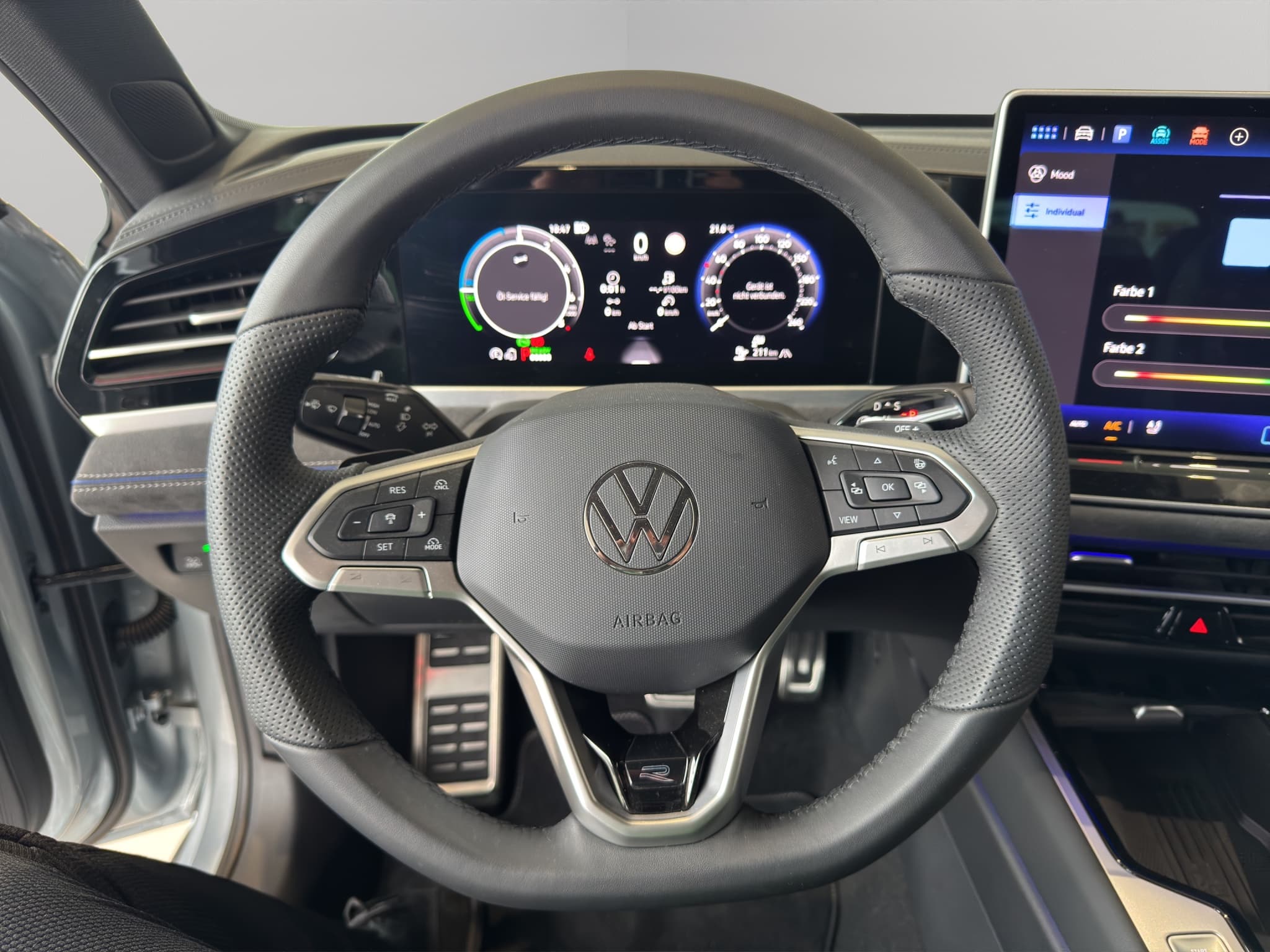 VW Passat Variant 1.5 TSI evo2 Plug-In- Hybrid R-Line DSG - Bild 9