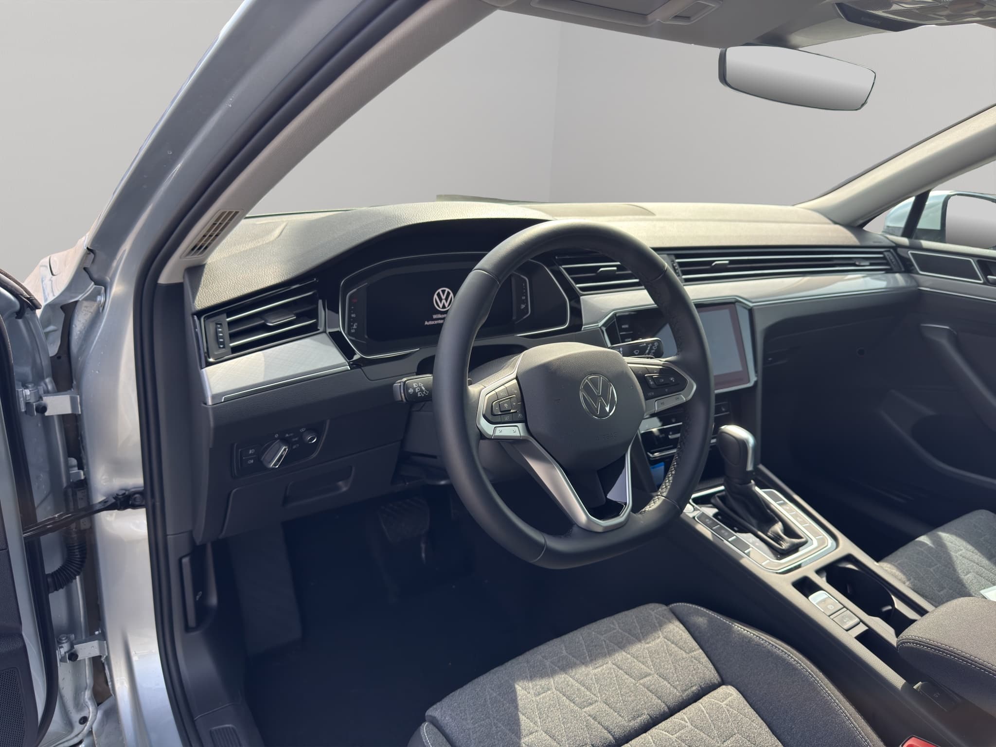 VW Passat 2.0 TDI BMT Business DSG - Bild 10