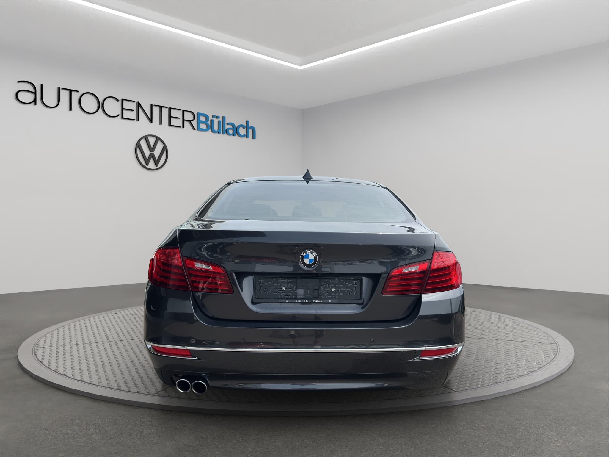 BMW 530d xDrive Luxury Line Steptronic - Bild 6