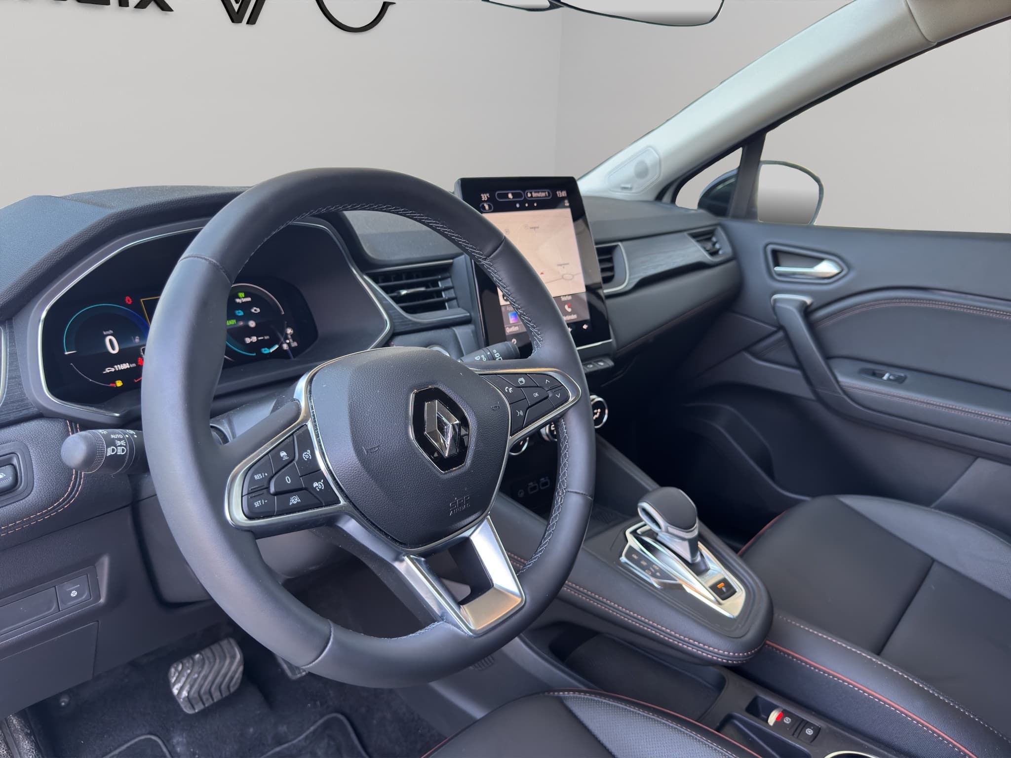RENAULT Captur 1.6 E-Tech 160 Iconic DHT - Bild 10