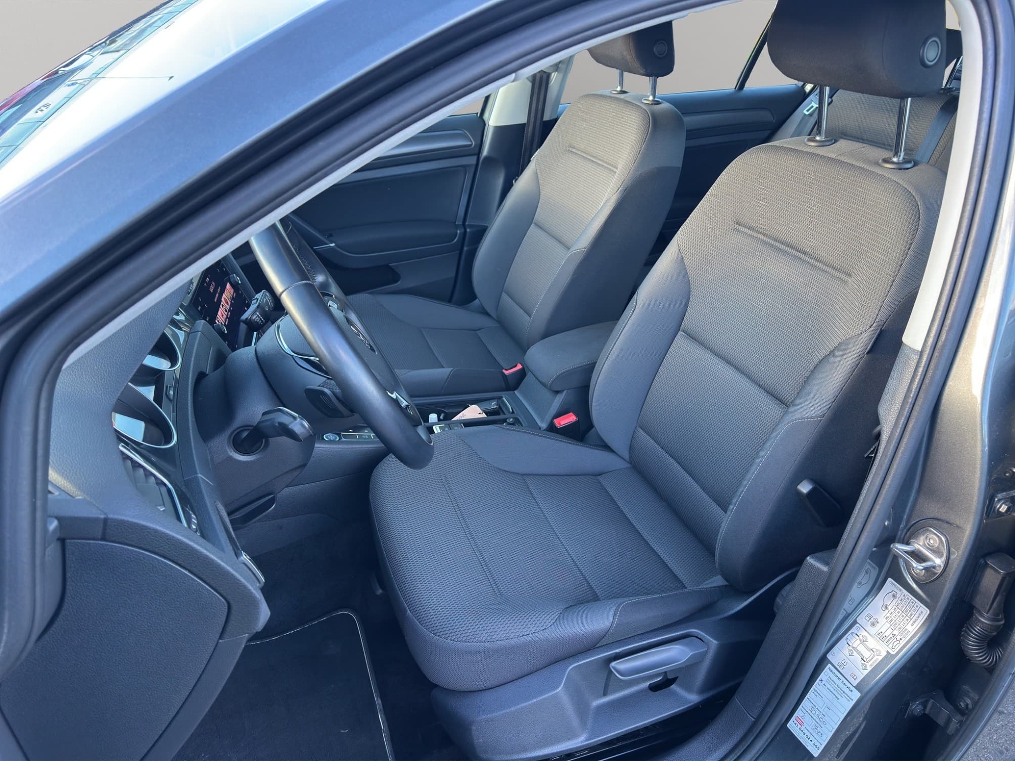 VW Golf Variant 1.5 TGI BlueMotion Comfortline DSG - Bild 9