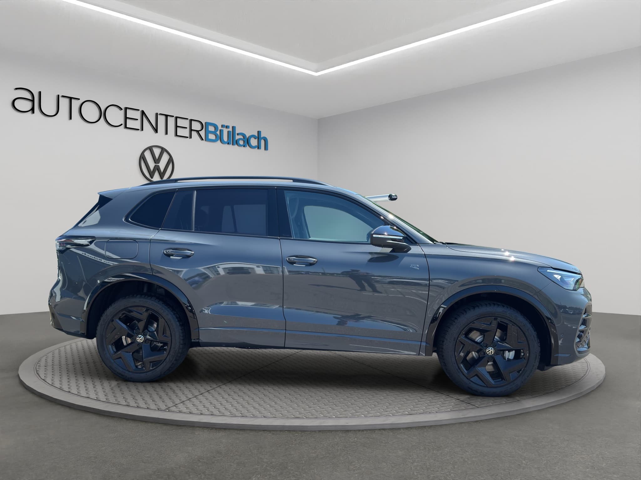 VW Tiguan 2.0 TSI DSG R-Line 4Motion - Bild 4