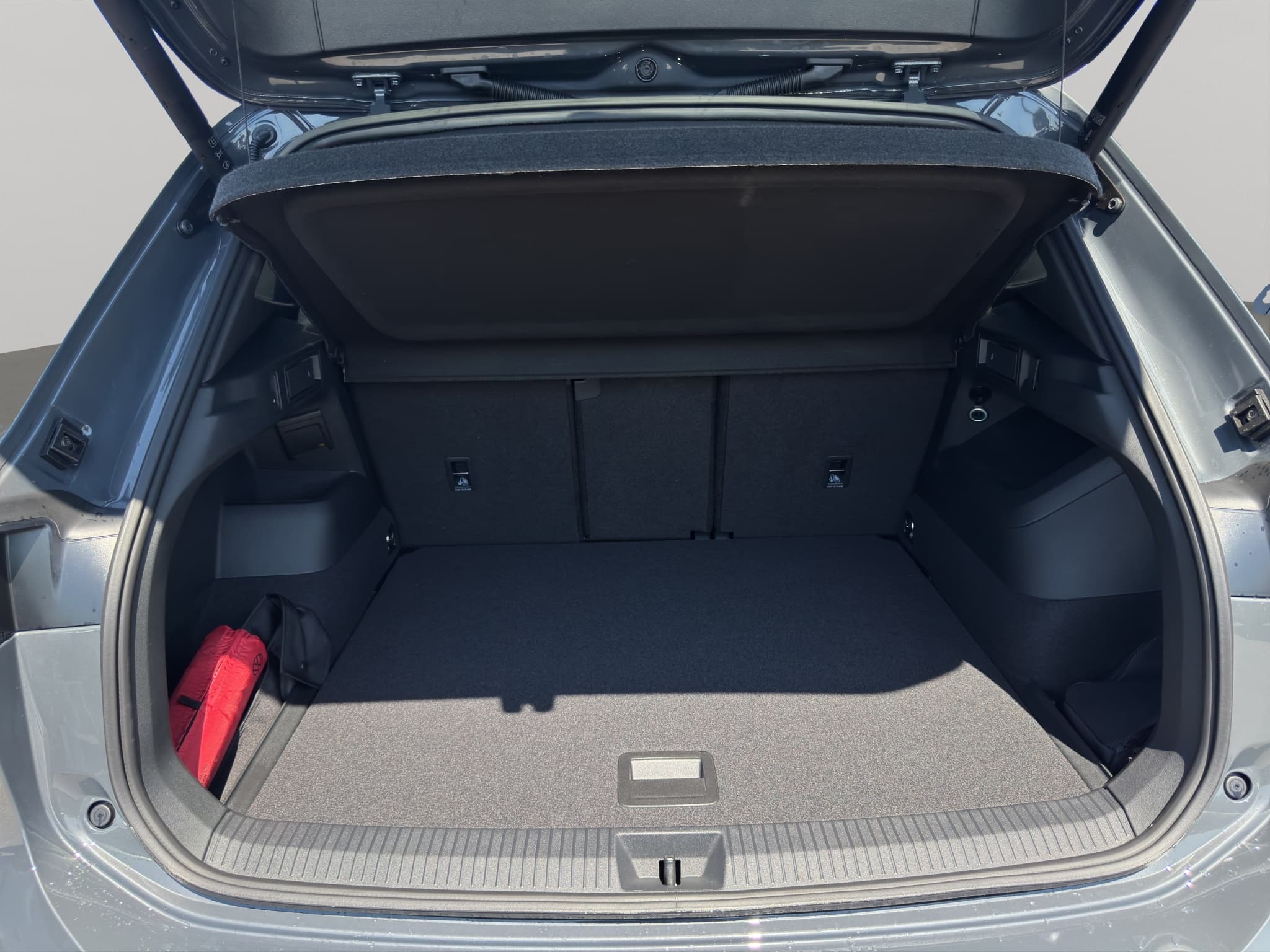 VW Tiguan 2.0 TSI DSG R-Line 4Motion - Bild 15