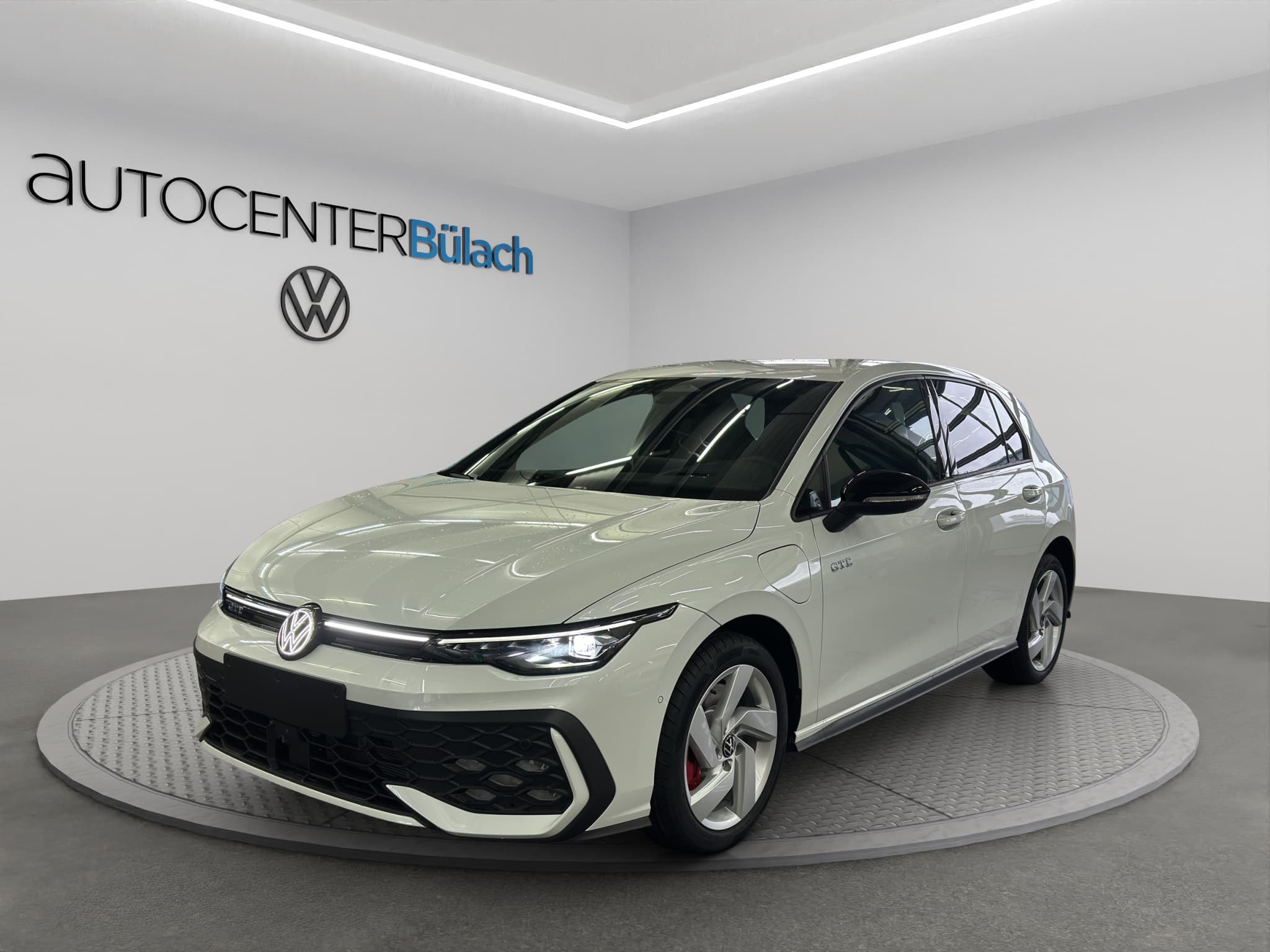 VW Golf 1.5 TSI PHEV GTE - Bild 1