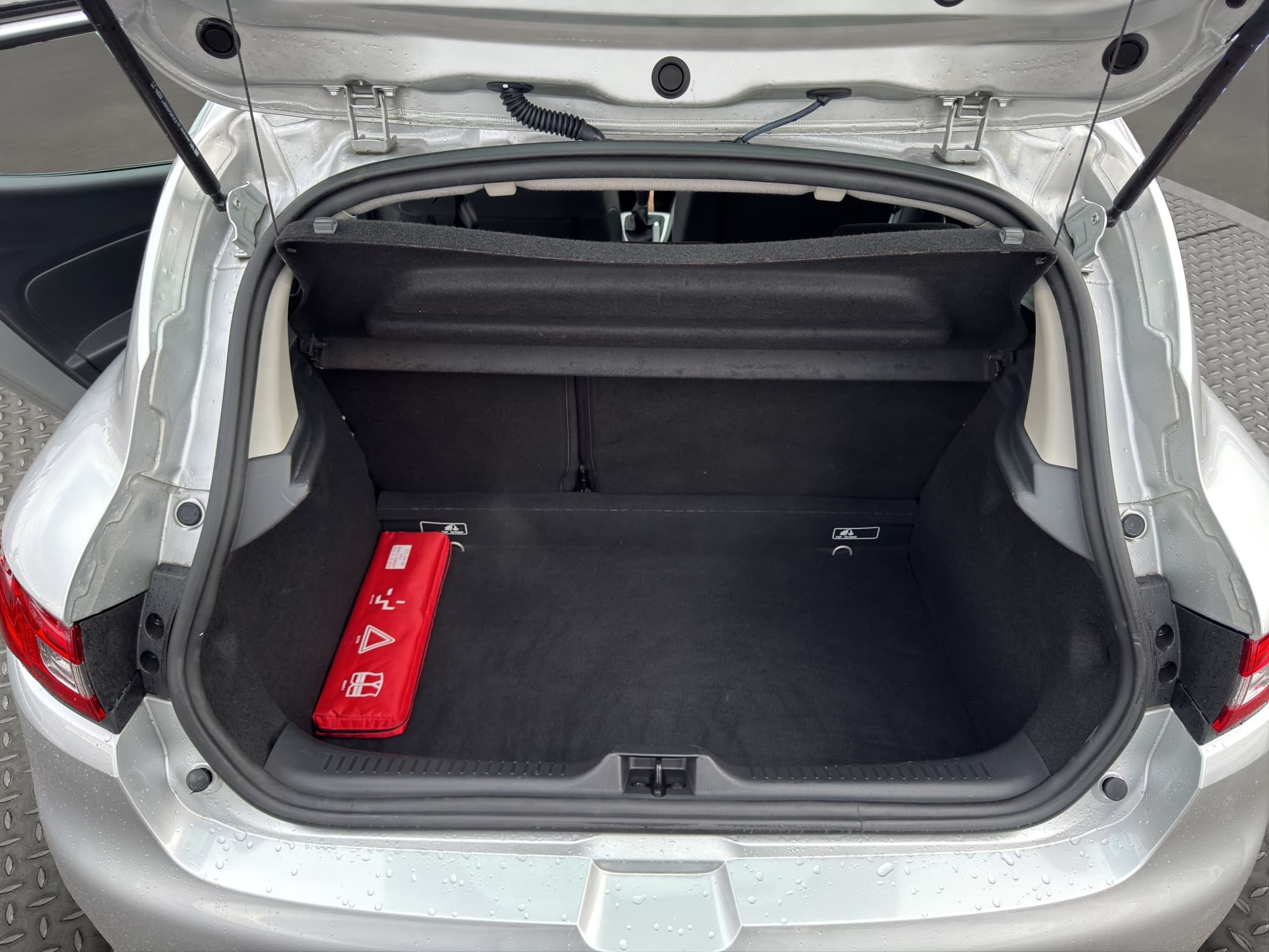 RENAULT Clio 0.9 12V Swiss Edition - Bild 15
