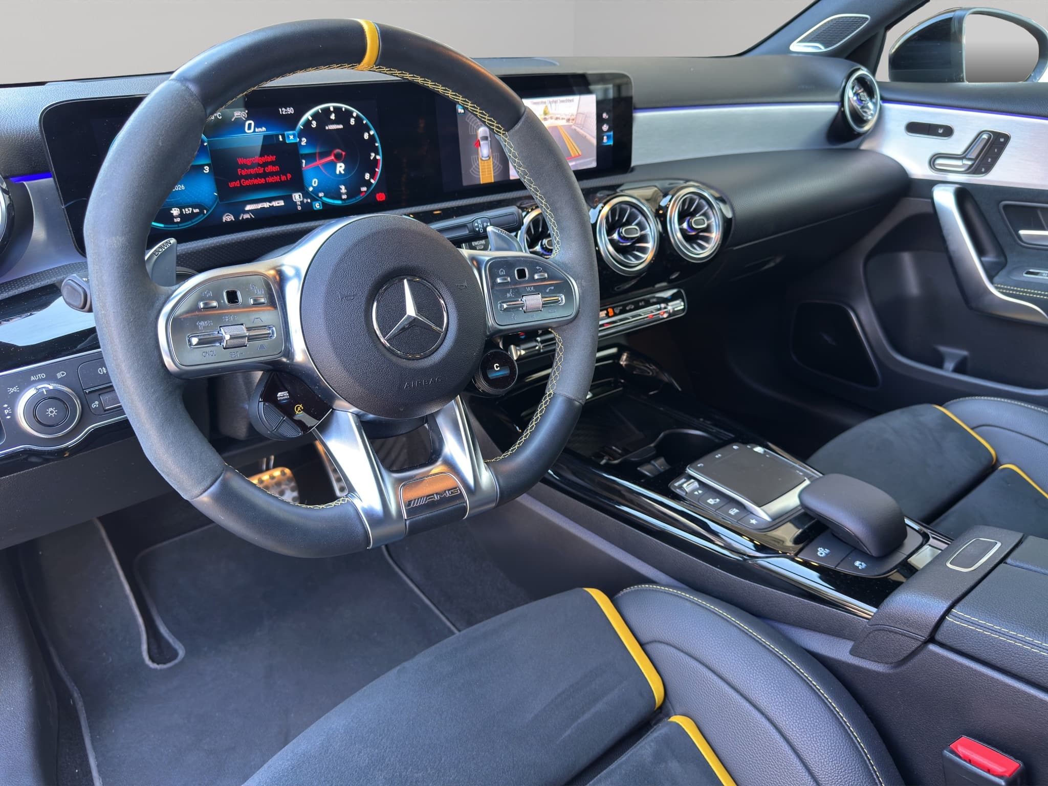 MERCEDES-BENZ A 45 S AMG 4Matic+ Speedshift - Bild 9