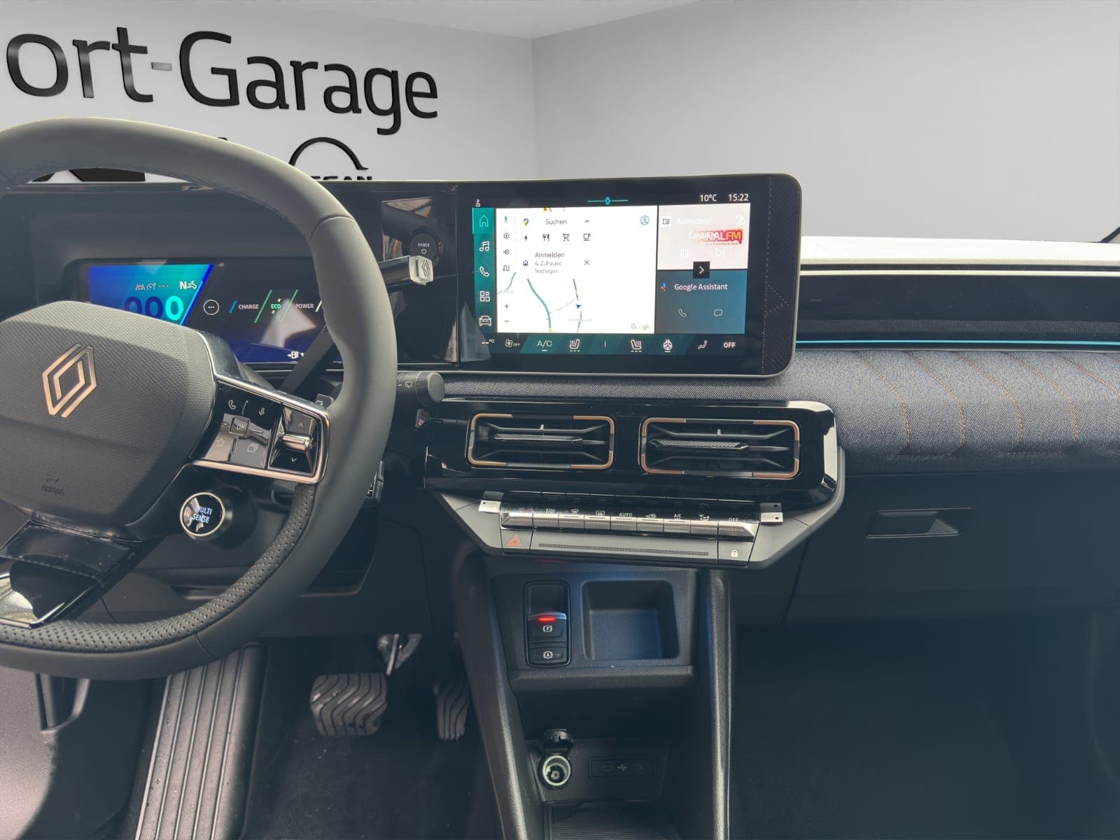 RENAULT R4 E-Tech Comfort Range 52 kWh Techno - Bild 12