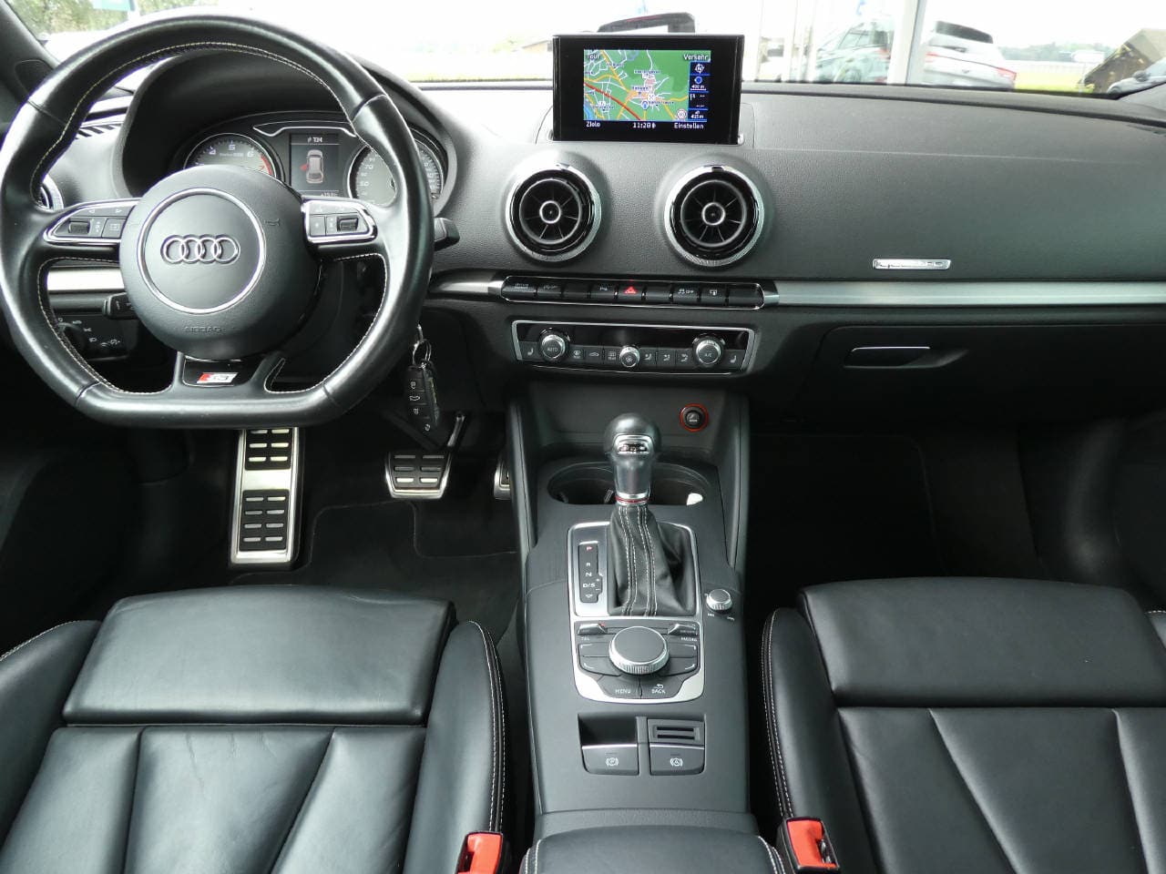 AUDI S3 Sportback 2.0 T FSI quattro S-Tronic - Bild 14