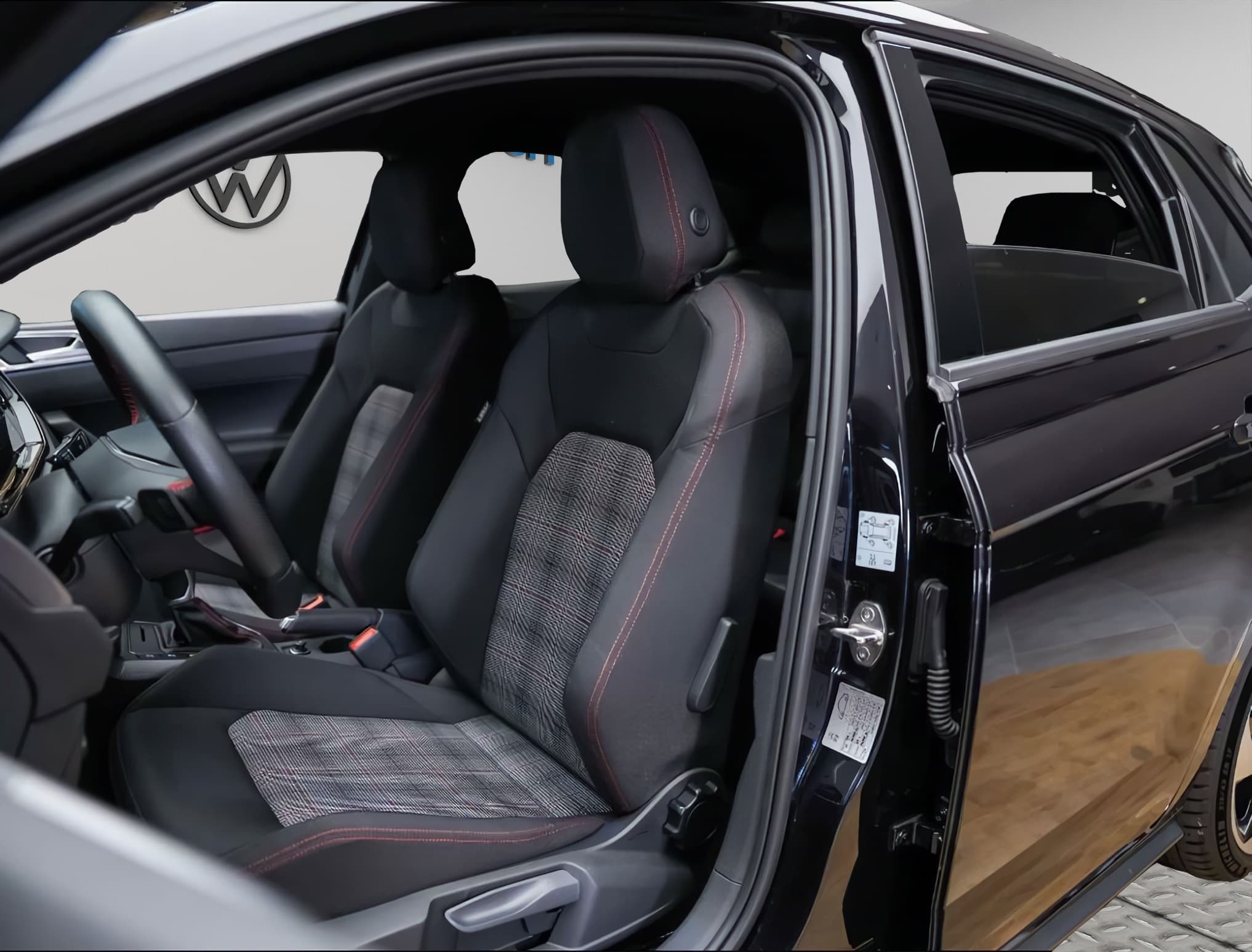 VW Polo 2.0 TSI GTI DSG - Bild 6