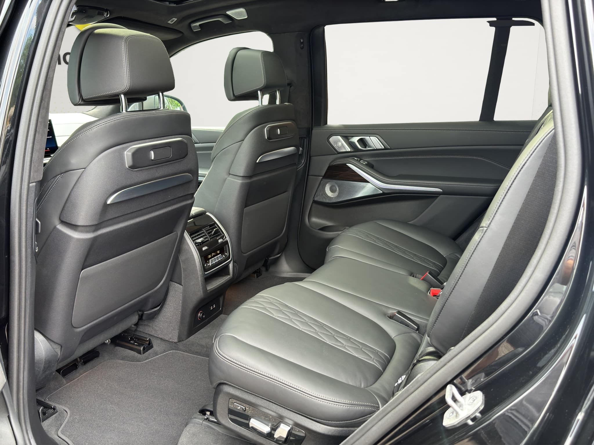 BMW X7 xDrive 48V 40i (CH) FACELIFT - Bild 14