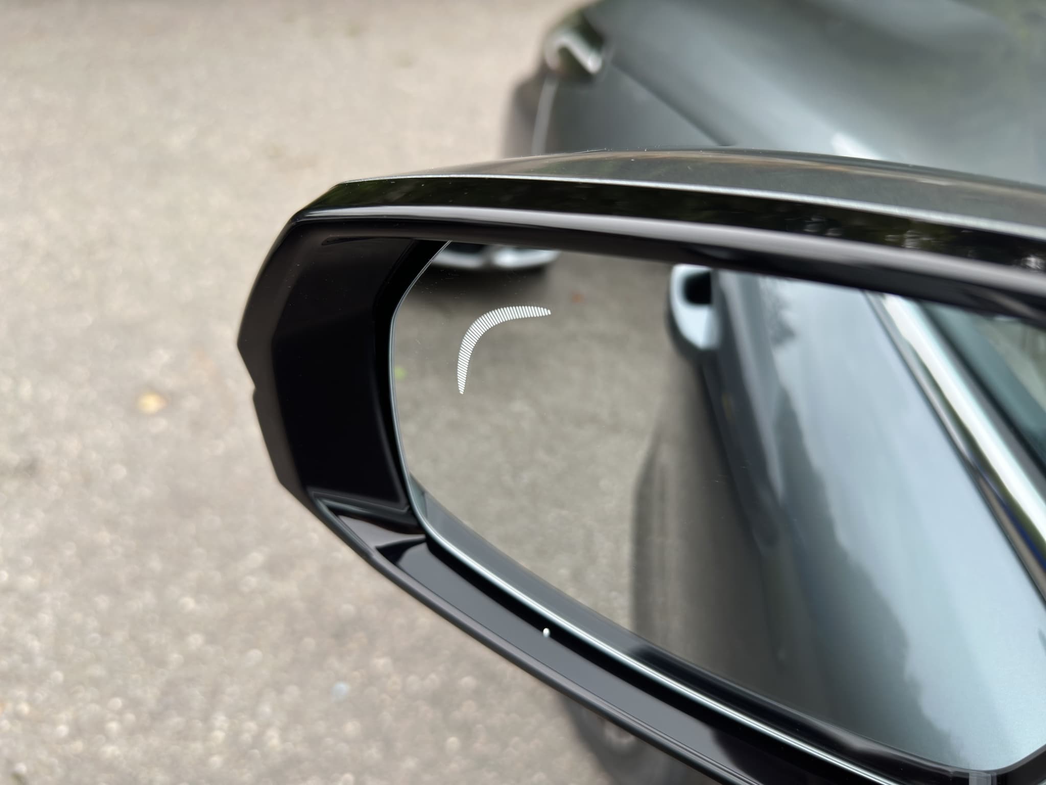 GEELY EM-i Max+ PHEV - Bild 18