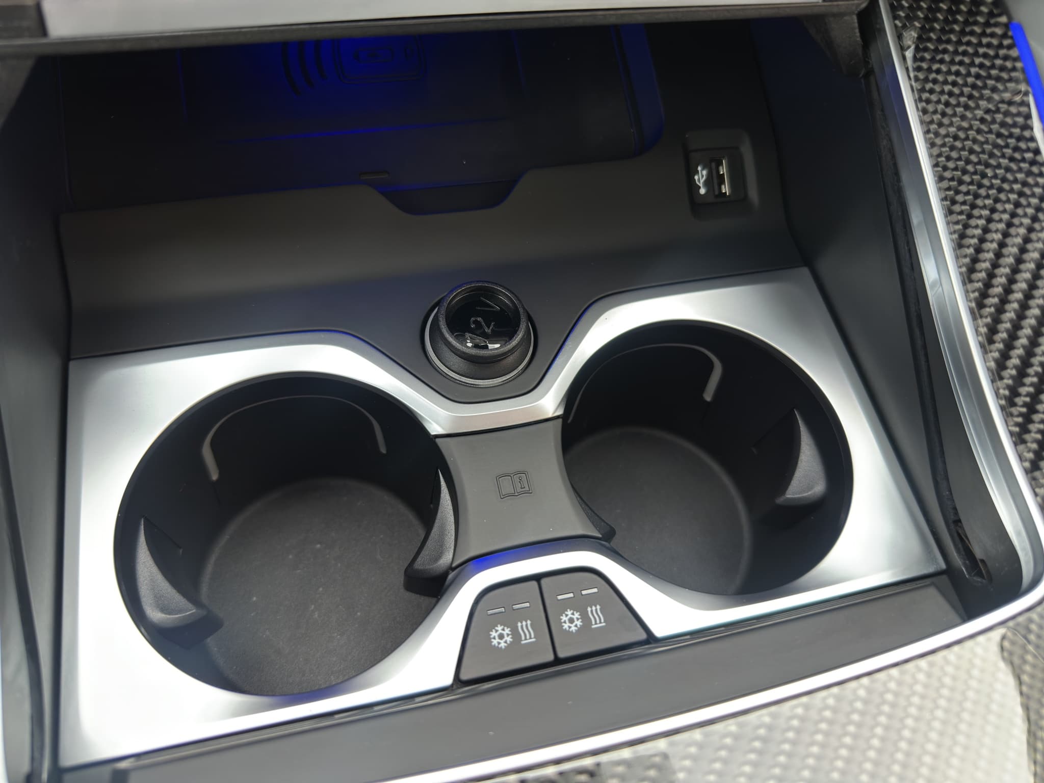 BMW X6M Competition (CH) FACELIFT CARBON INDIVIDUAL - Bild 24