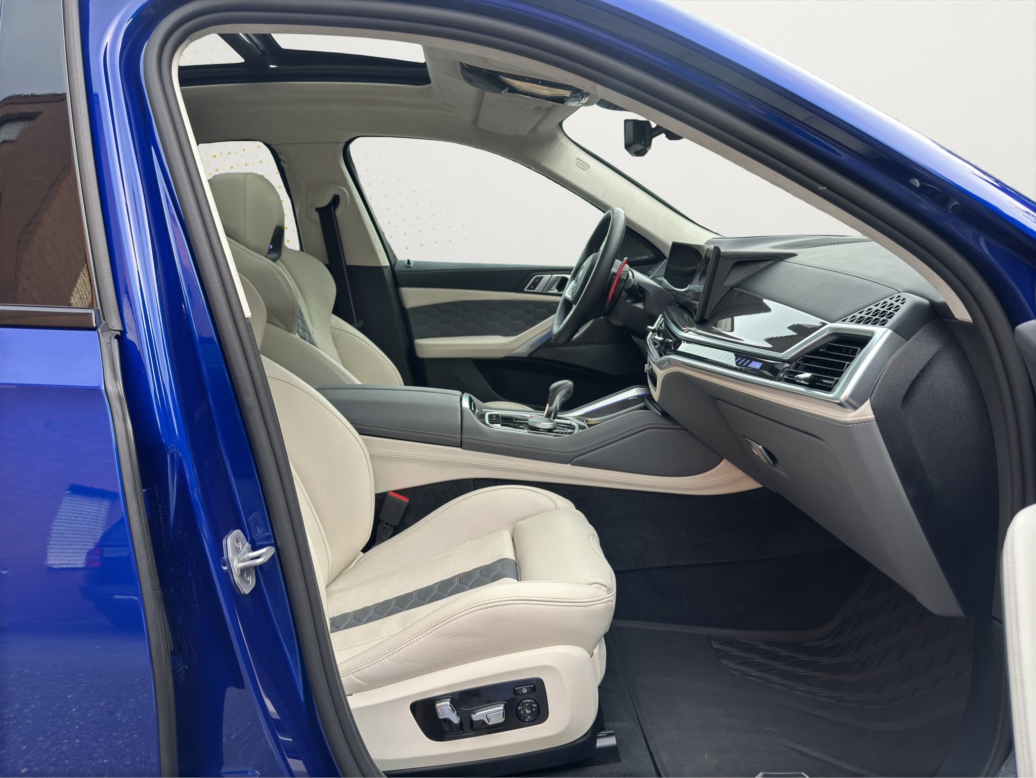 BMW X6M Competition (CH) FACELIFT CARBON INDIVIDUAL - Bild 15