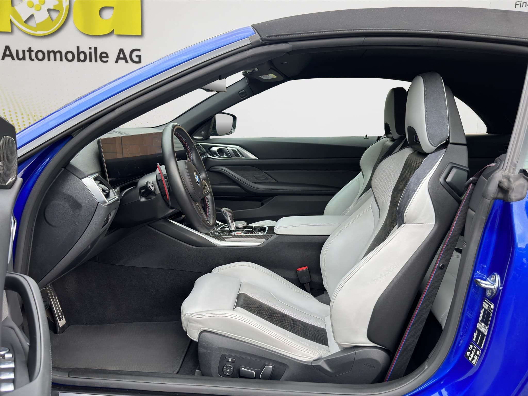 BMW M4 Cabrio Competition M xDrive CURVED DISPLAY! Keramikbremsen / Driving Assistant Professional - Bild 13