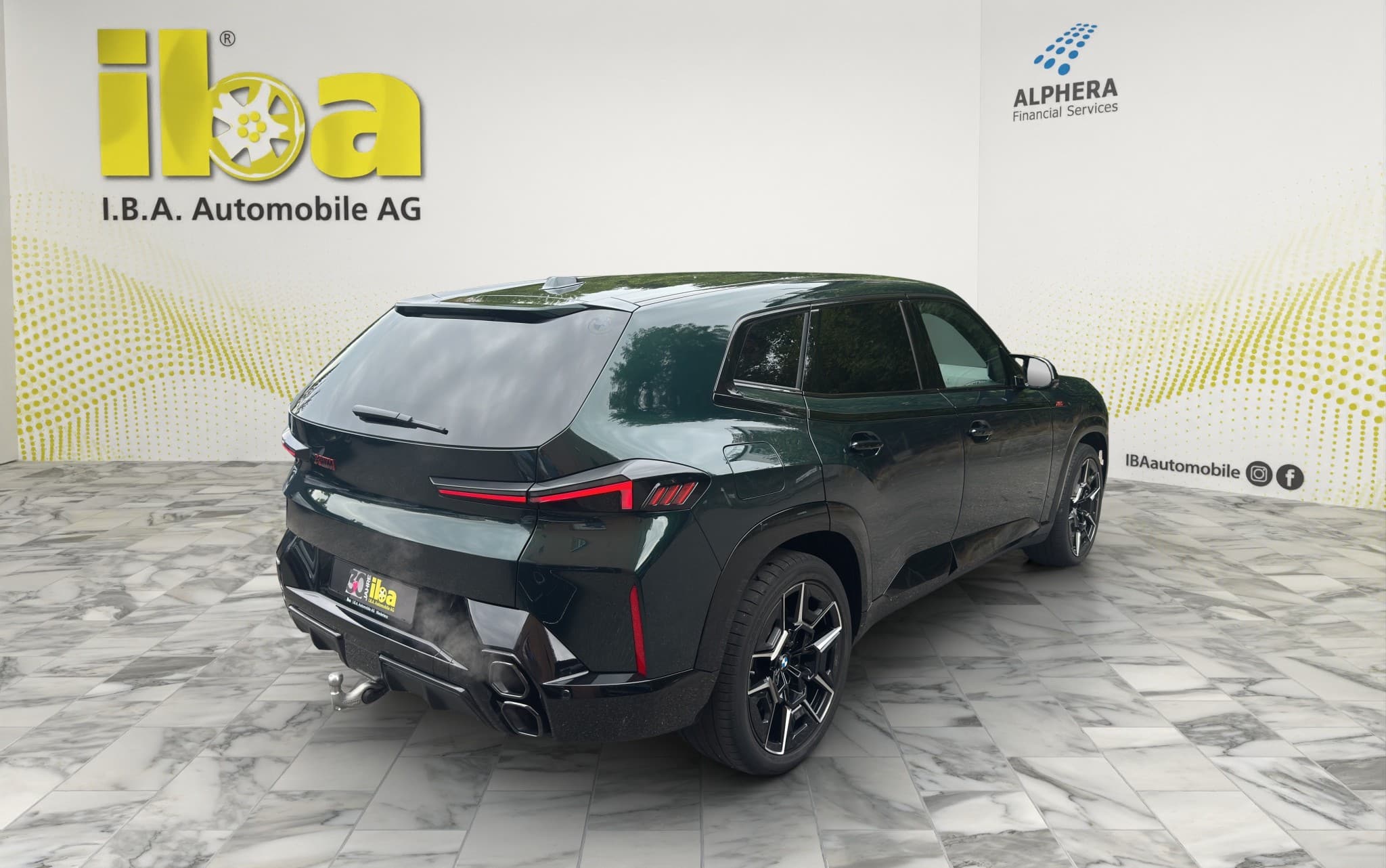 BMW XM xDrive PHEV Label (CH) INDIVIDUAL M Driver's Package - Bild 5